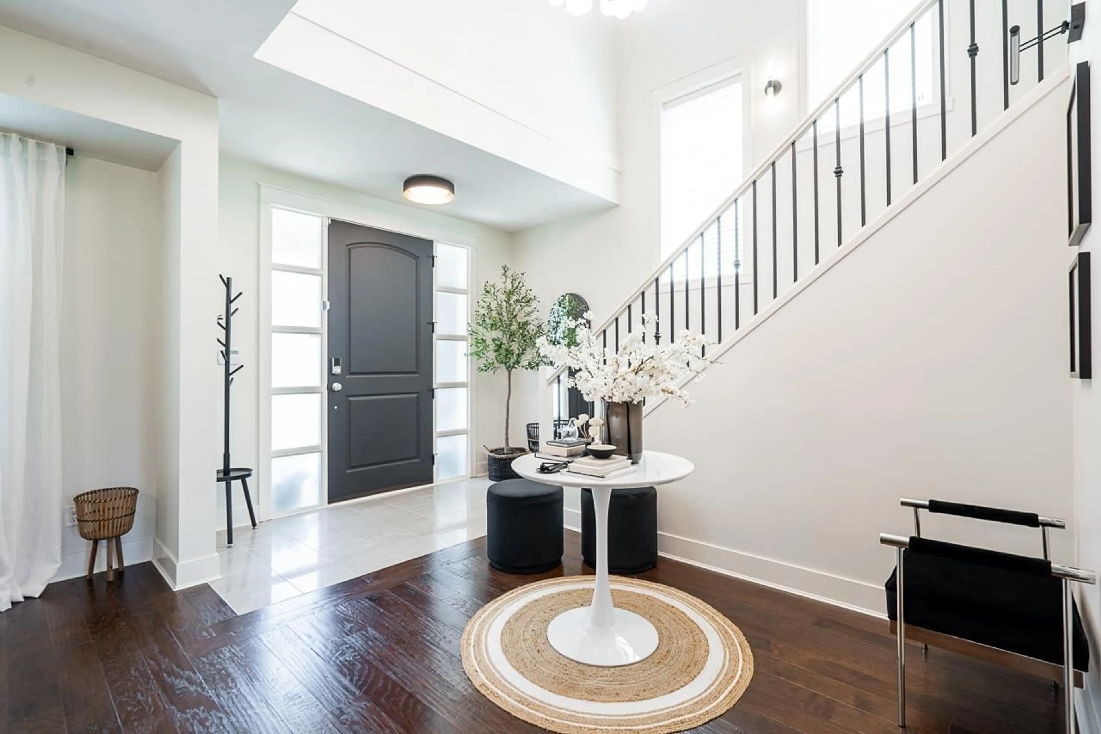 Indoor entryway for 2139 RIESLING DRIVE, Abbotsford British Columbia V4X0A6