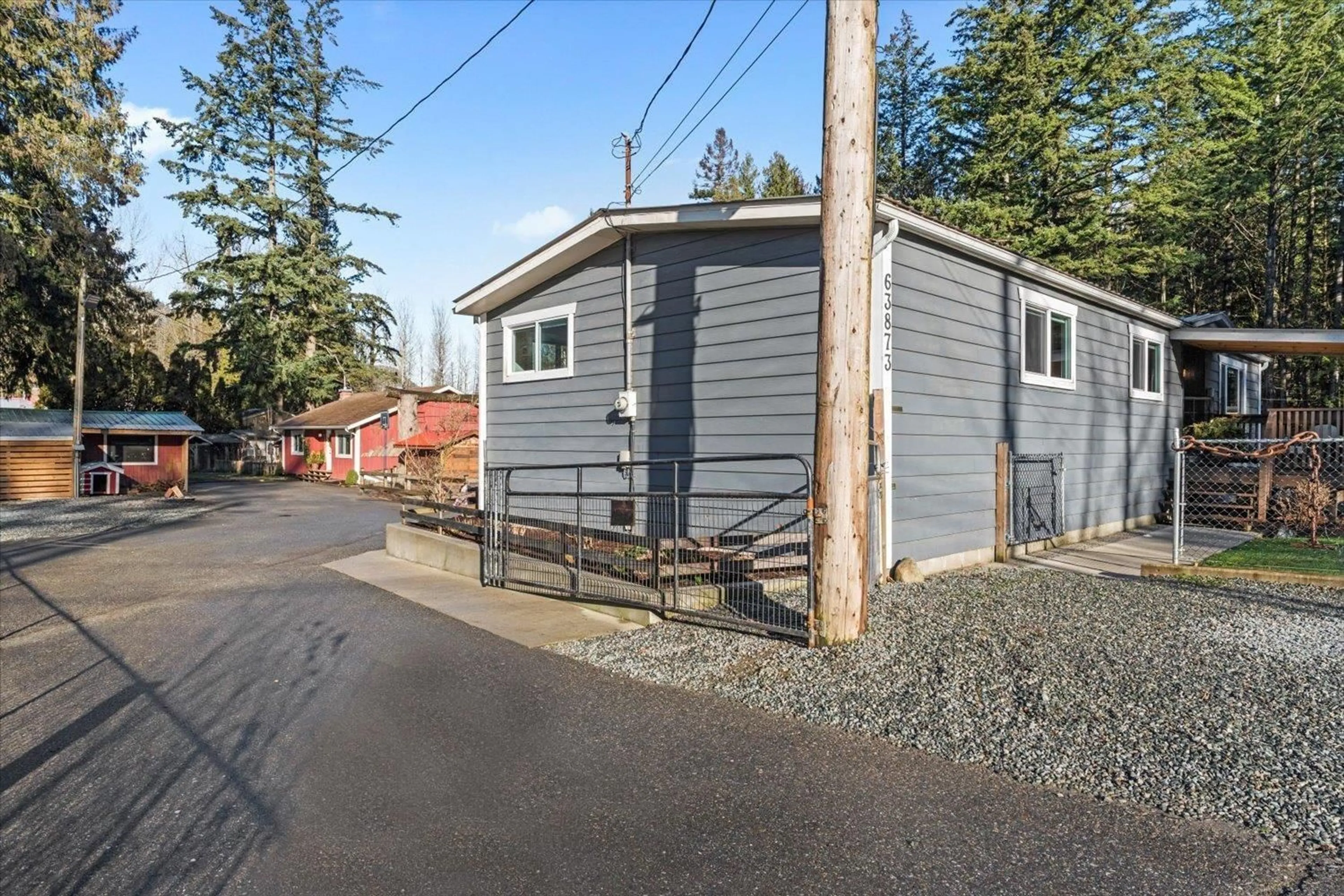 Shed for 63873 TOM BERRY ROAD|Hope, Hope British Columbia V0X1L2