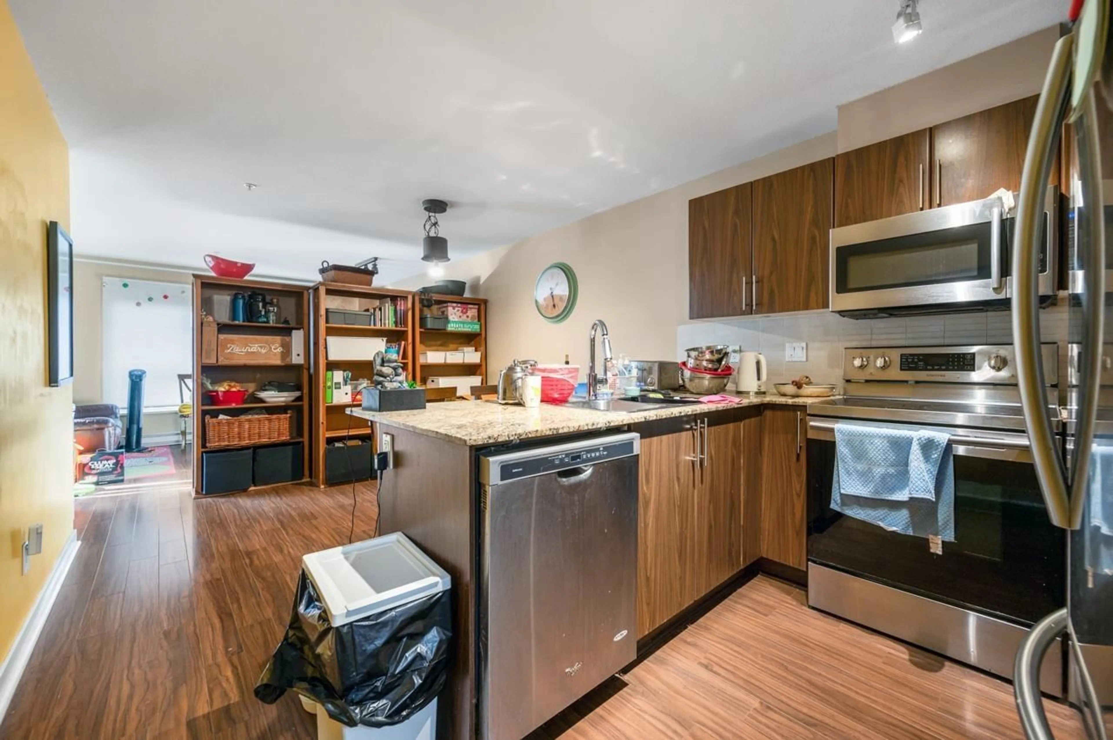 Standard kitchen, wood/laminate floor for A217 8929 202 STREET, Langley British Columbia V1M0B4