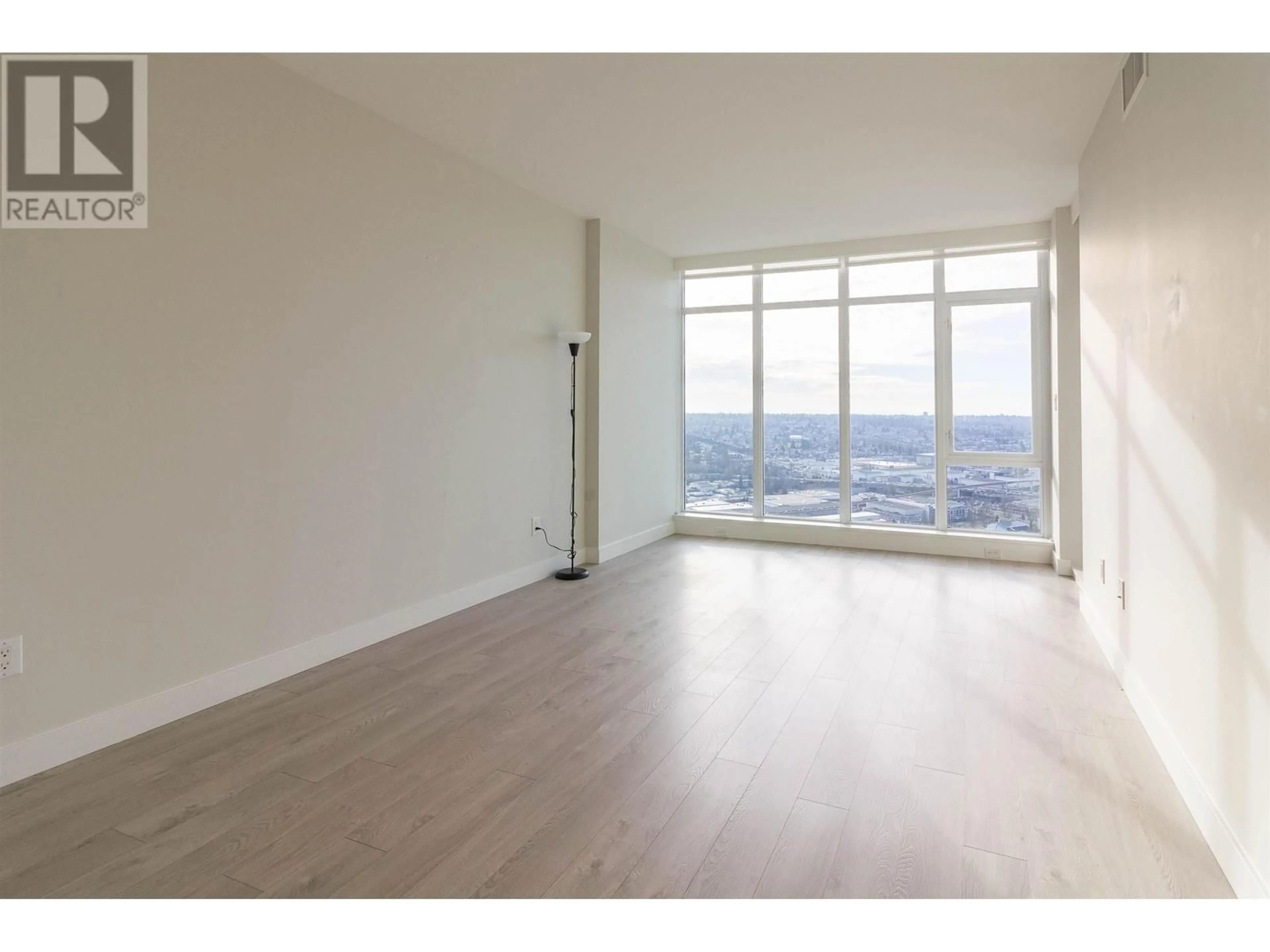 A pic of a room for 4003 1788 GILMORE AVENUE, Burnaby British Columbia V5C0L5