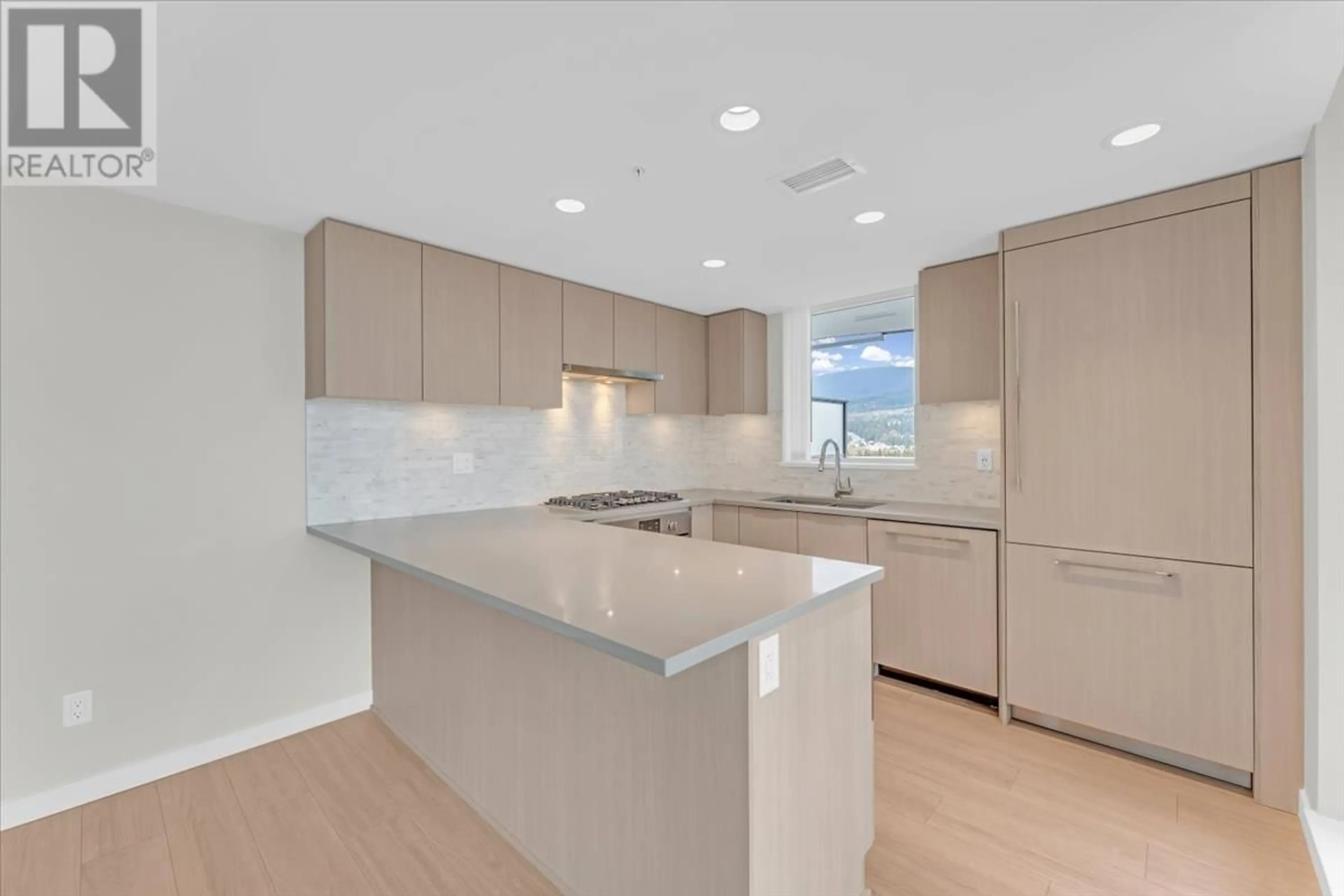 Open concept kitchen, unknown for 1903 1182 WESTWOOD STREET, Coquitlam British Columbia V3B0T9