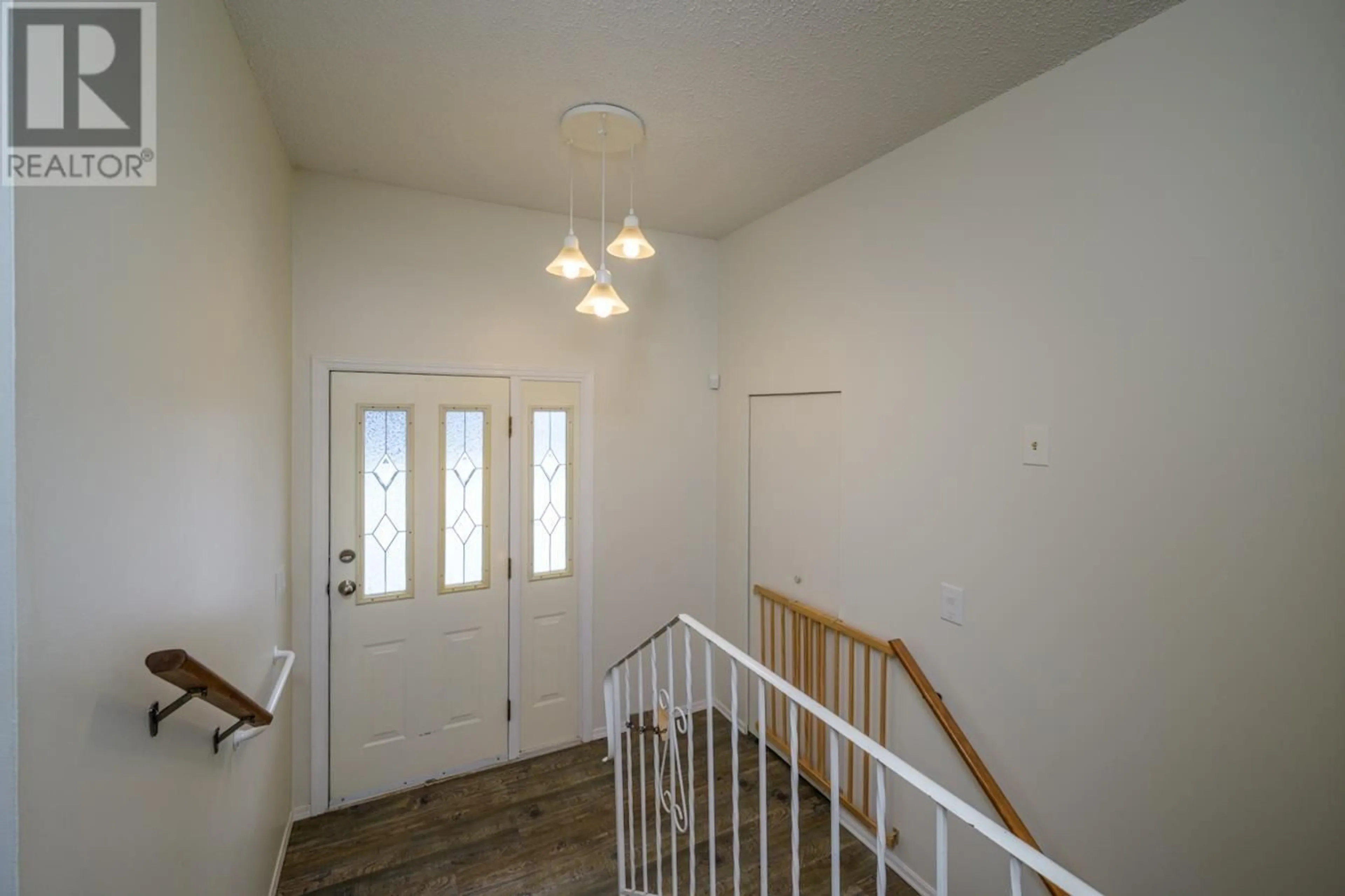 Indoor entryway for 4241 MICHAEL ROAD, Prince George British Columbia V2K1E6