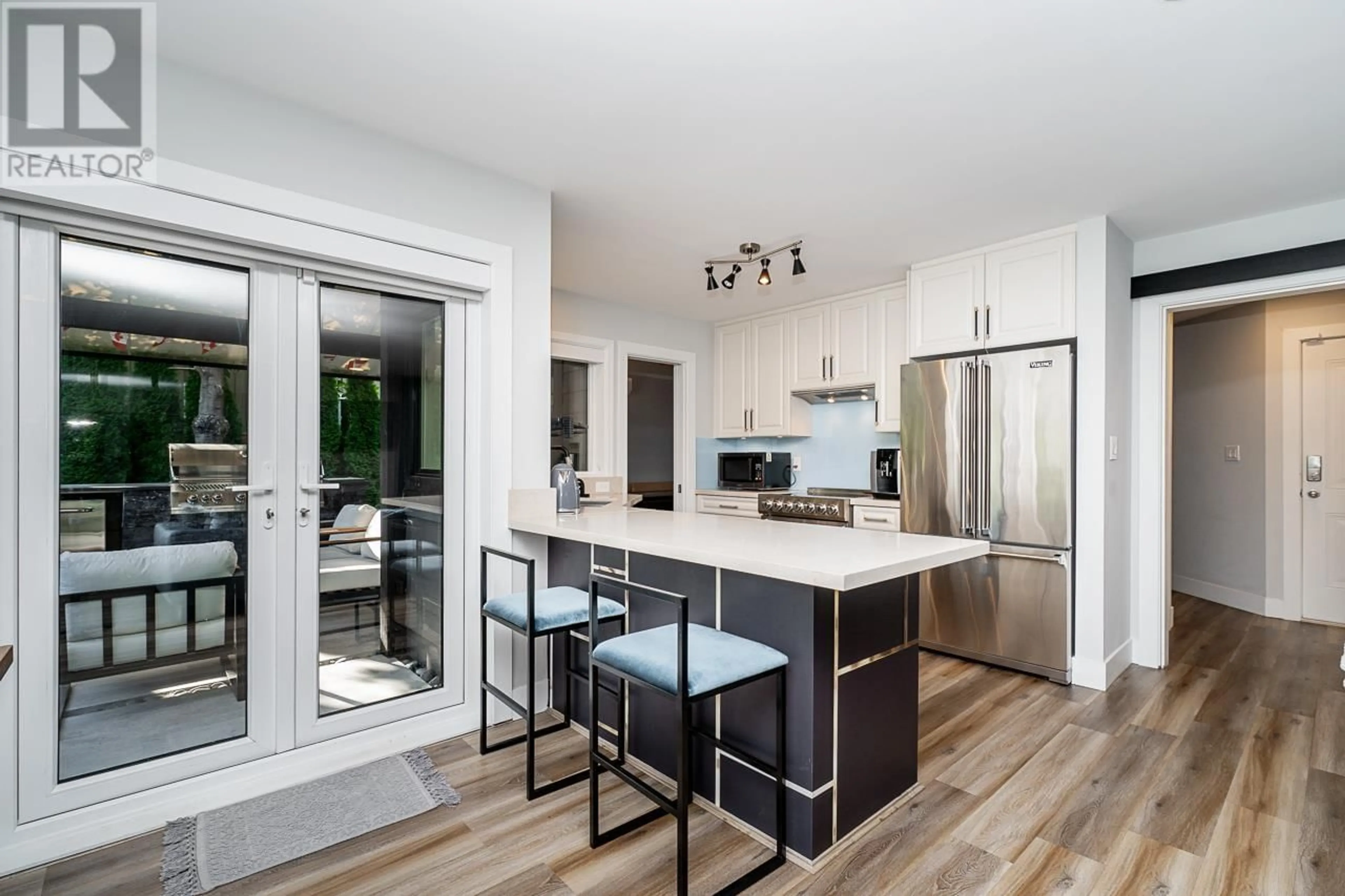 Open concept kitchen, unknown for 3688 W 49TH AVENUE, Vancouver British Columbia V6N3T8