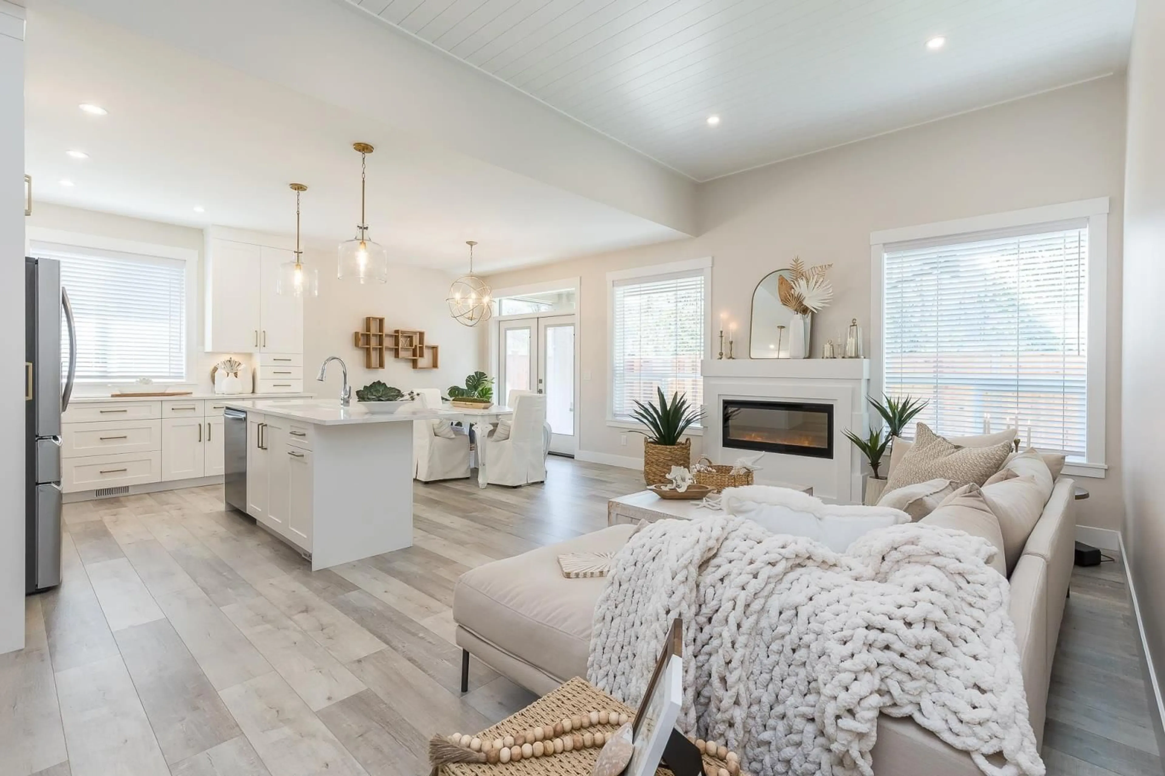 Open concept kitchen, unknown for 76 - 6211 CHILLIWACK RIVER ROAD, Chilliwack British Columbia V2R6A7