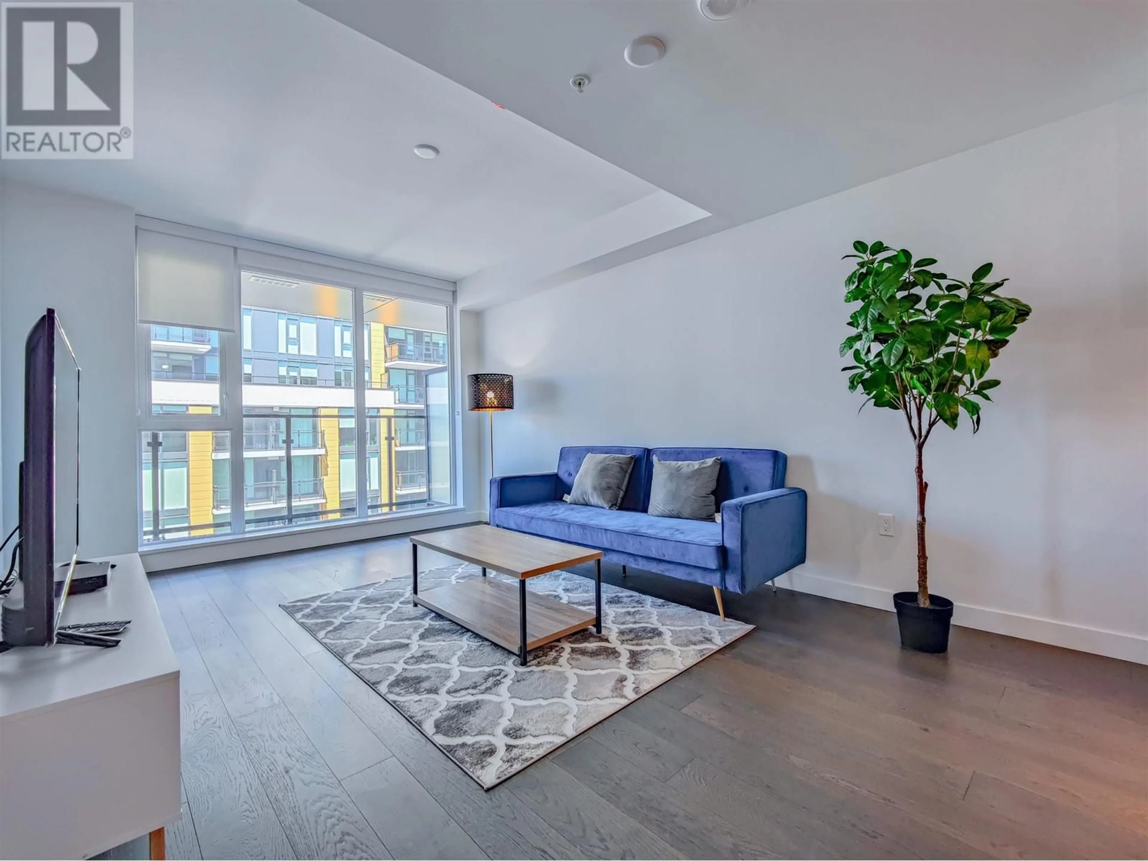 Living room with furniture, unknown for 901 8155 CAPSTAN WAY, Richmond British Columbia V6X0V3