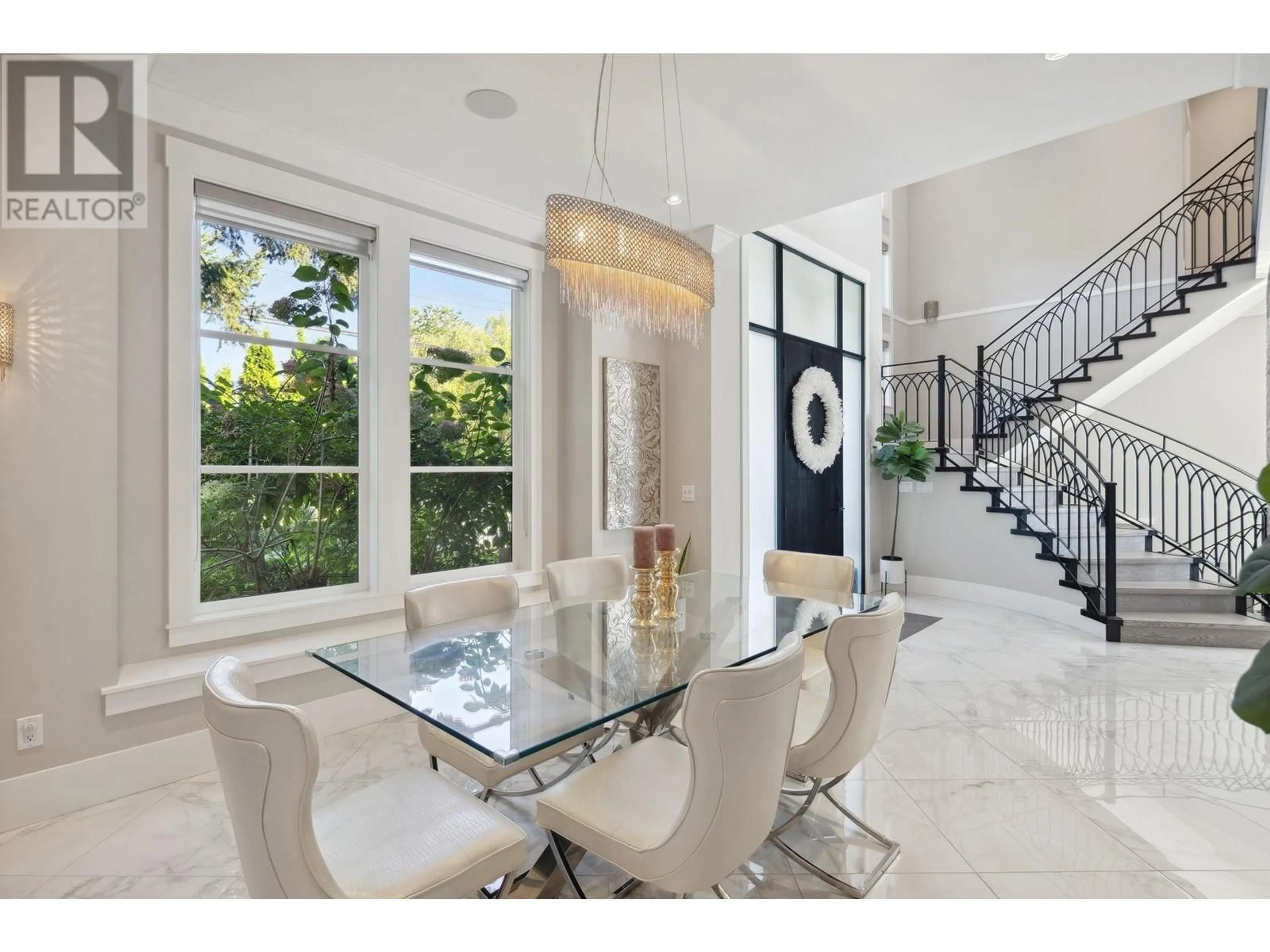 Dining room, ceramic/tile floor for 1341 SPERLING AVENUE, Burnaby British Columbia V5B4J6