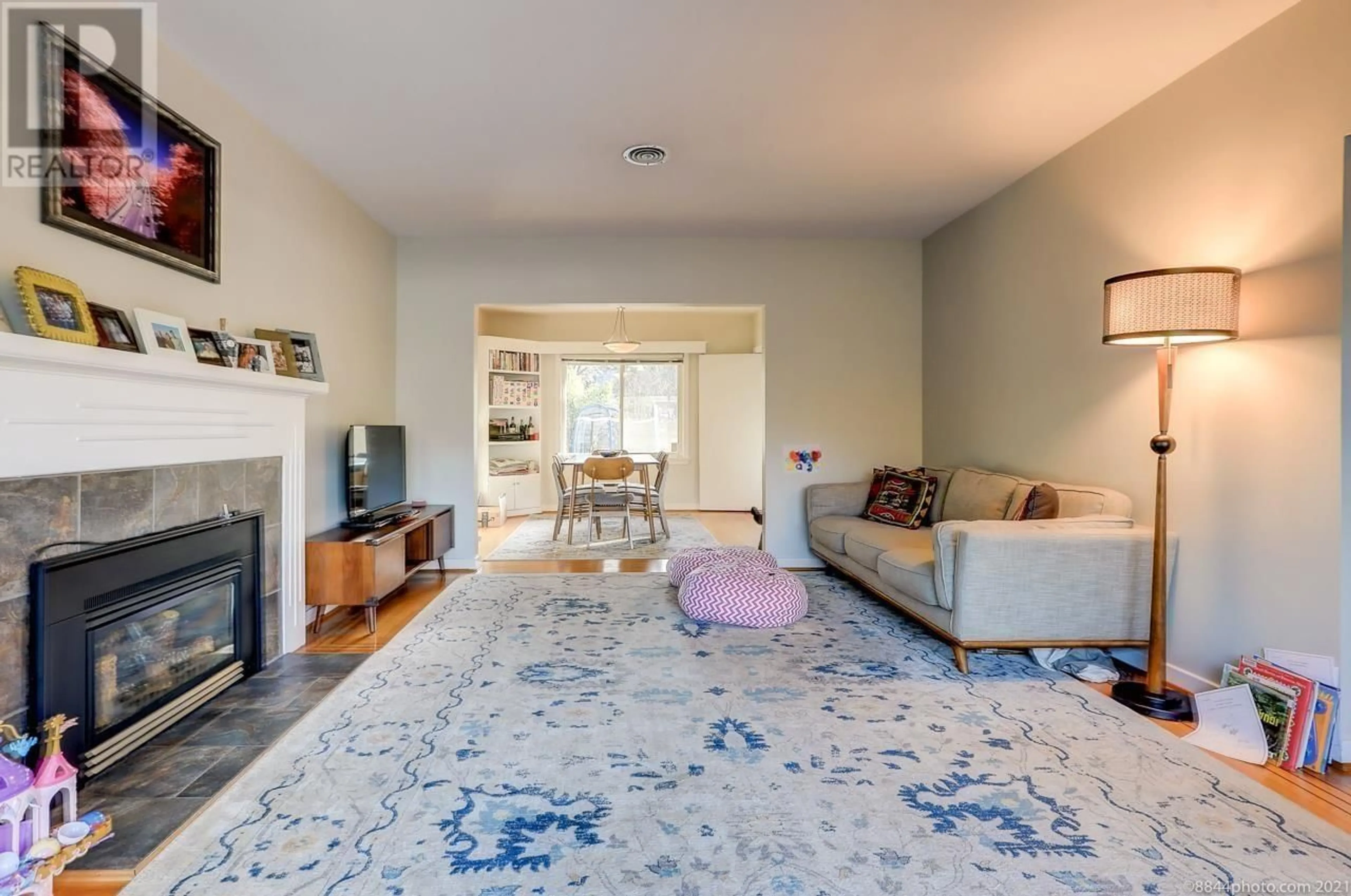 Living room with furniture, unknown for 2016 48TH AVENUE, Vancouver British Columbia V6M2P3