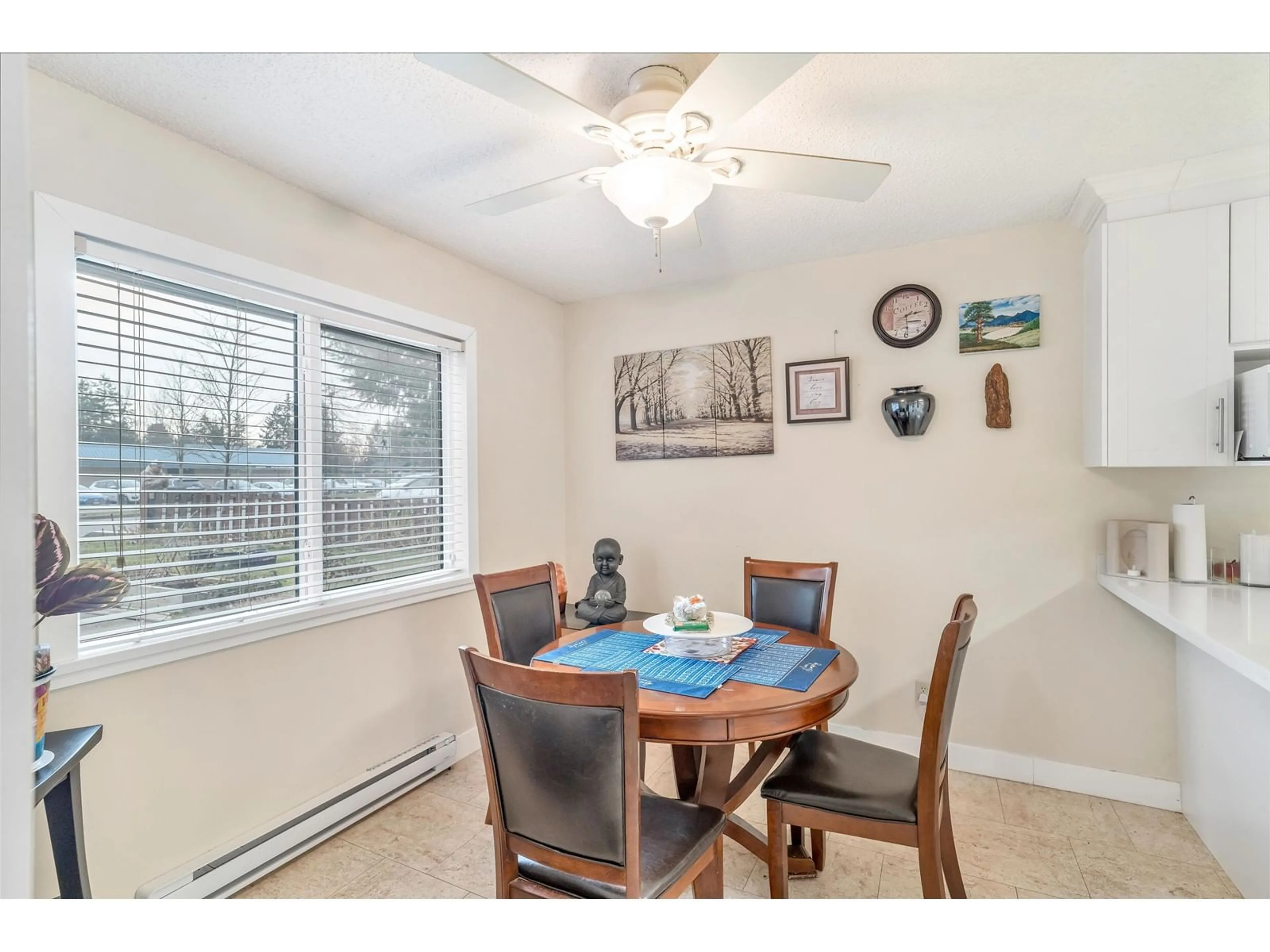 Dining room, wood/laminate floor for 13301 70B AVENUE, Surrey British Columbia V3W7Z3