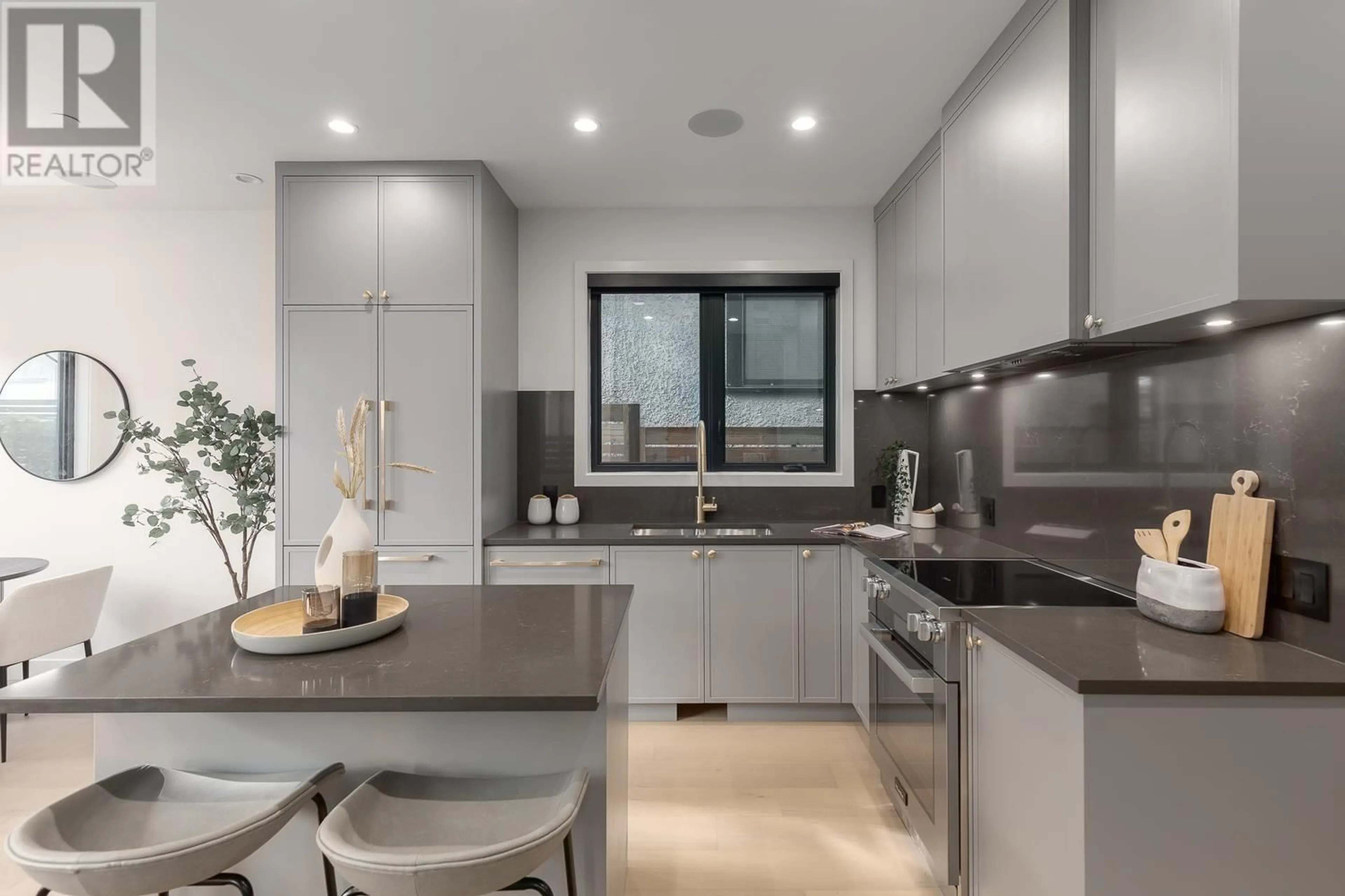 Contemporary kitchen, unknown for 2 3858 W 13TH AVENUE, Vancouver British Columbia V6R2S8