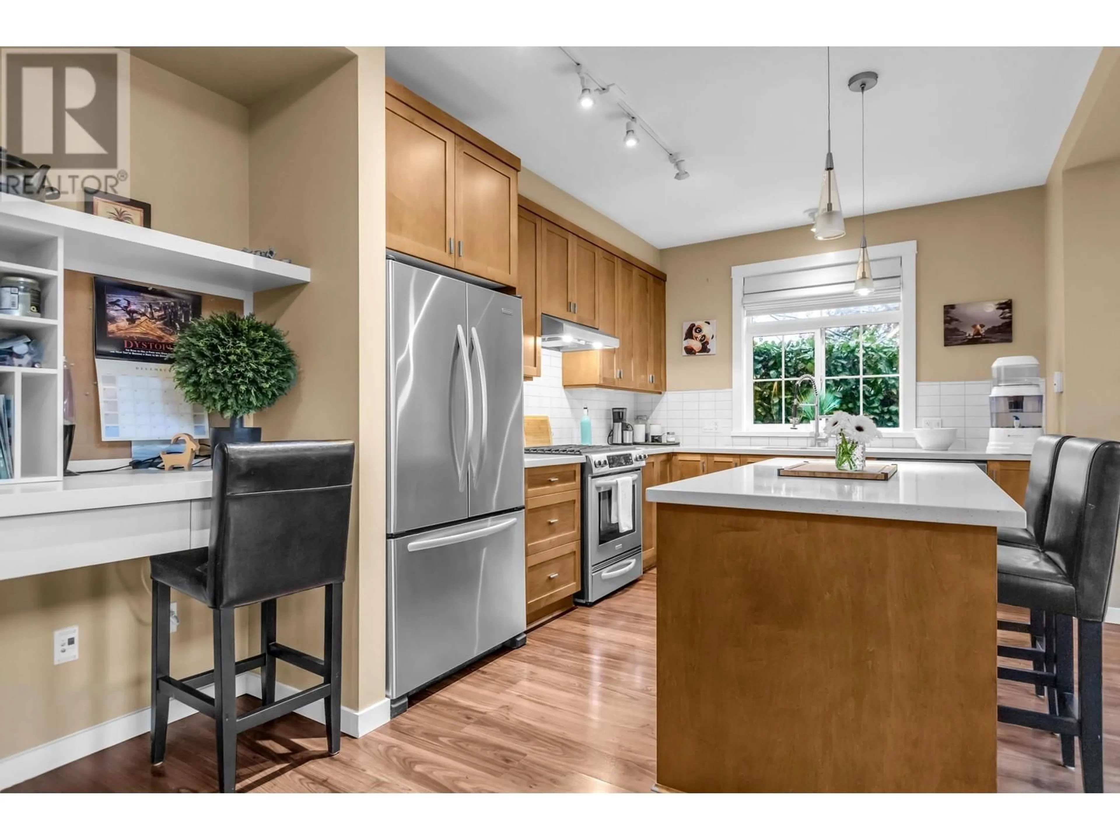 Open concept kitchen, unknown for 11 19490 FRASER WAY, Pitt Meadows British Columbia V3Y0B6