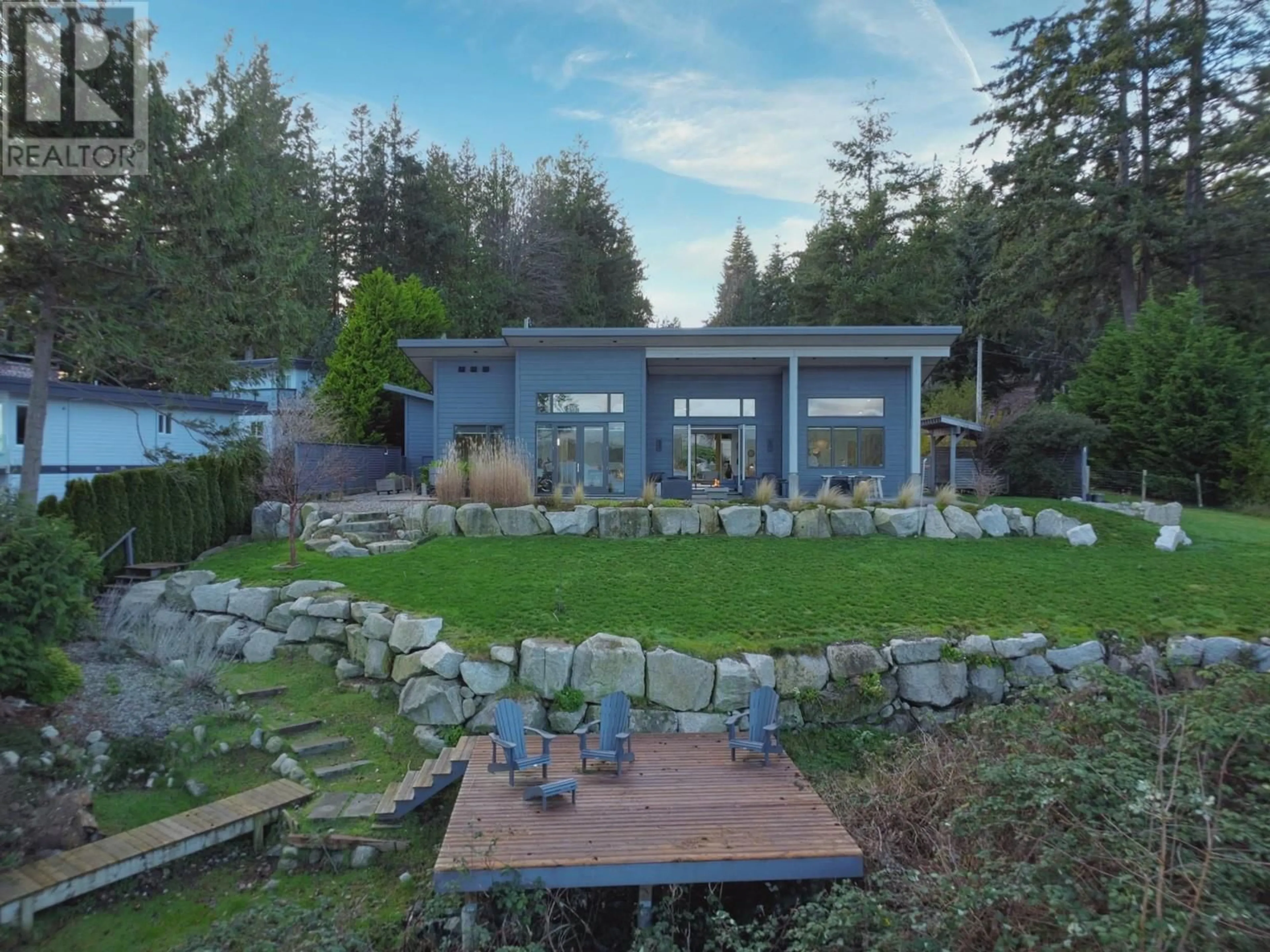 A pic from outside/outdoor area/front of a property/back of a property/a pic from drone, water/lake/river/ocean view for 7503 EUREKA PLACE, Halfmoon Bay British Columbia V7Z1A1