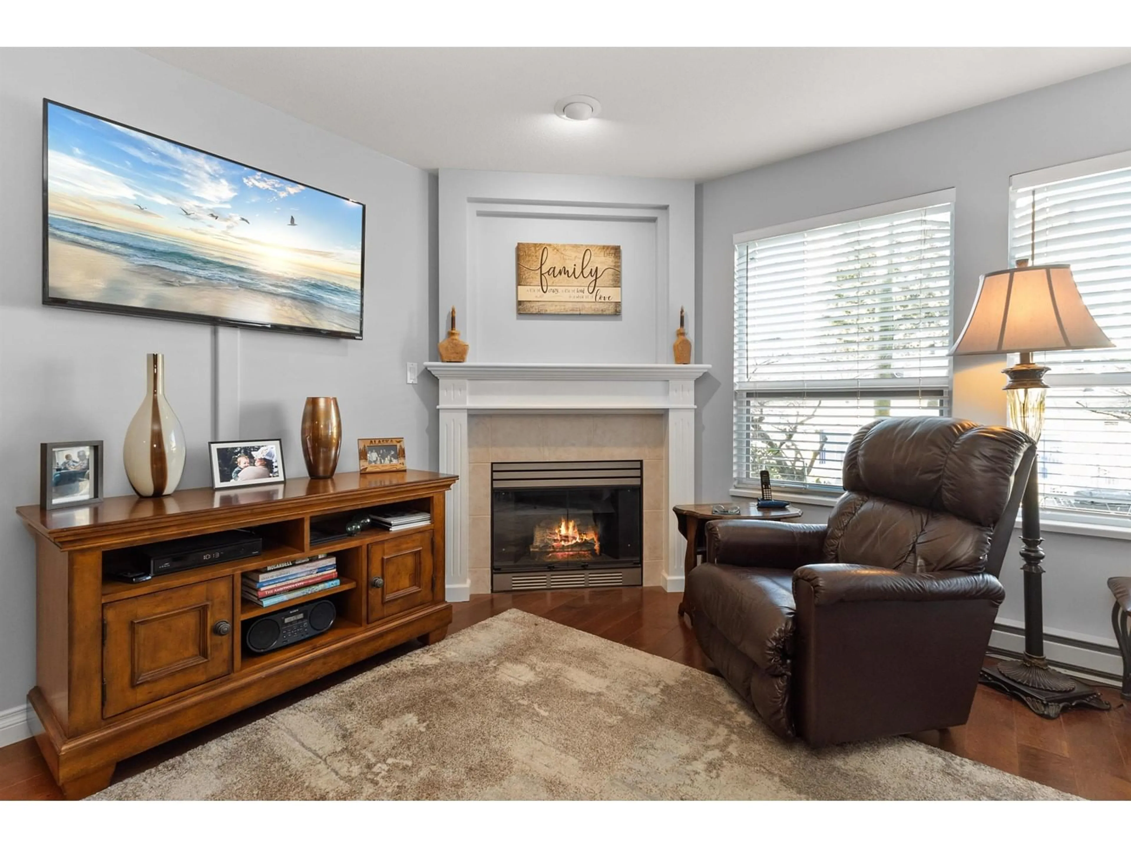 Living room with furniture, wood/laminate floor for 314 1576 MERKLIN STREET, White Rock British Columbia V4B5K2