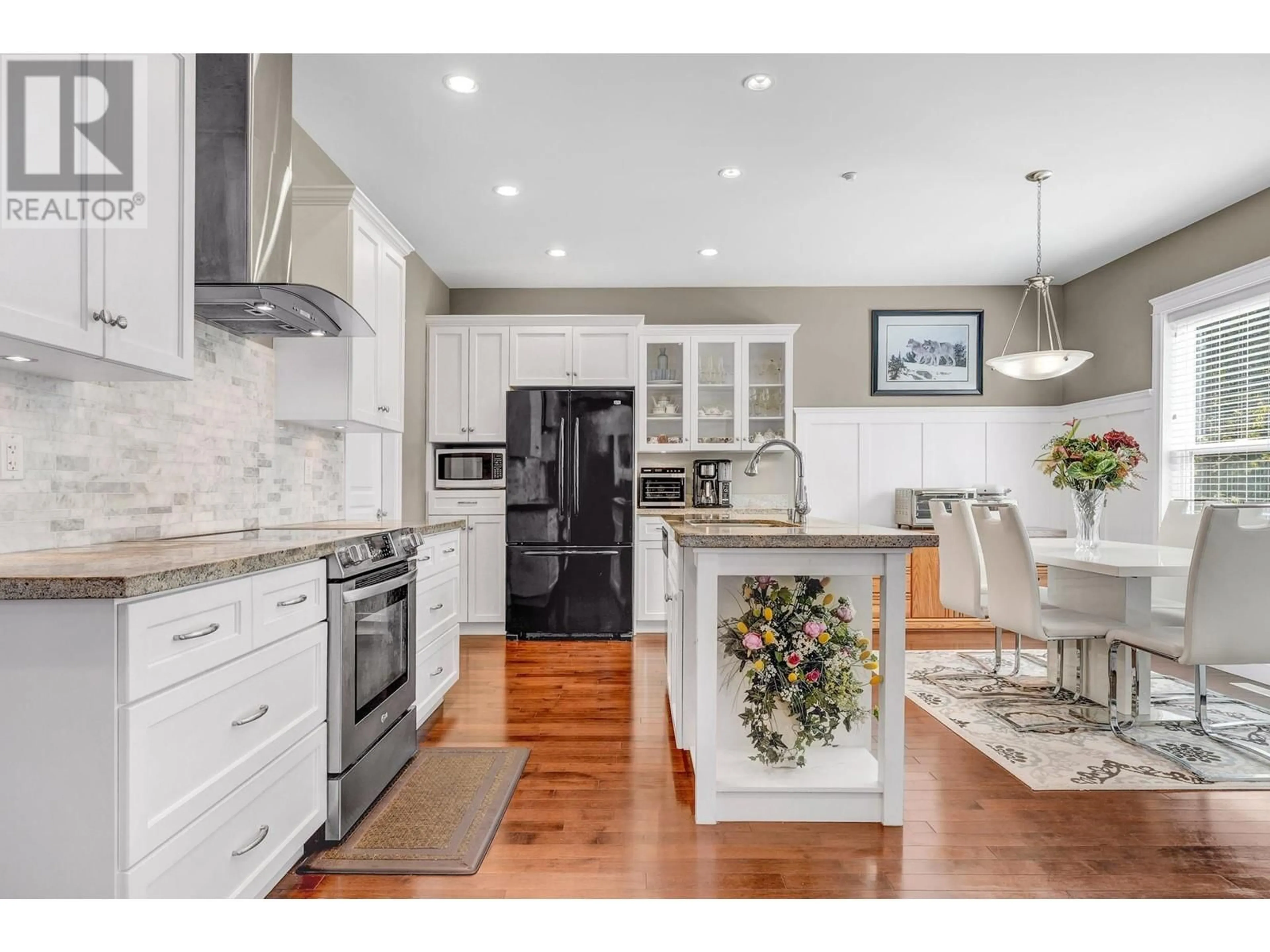 Open concept kitchen, unknown for 22820 TELOSKY AVENUE, Maple Ridge British Columbia V2X0J8