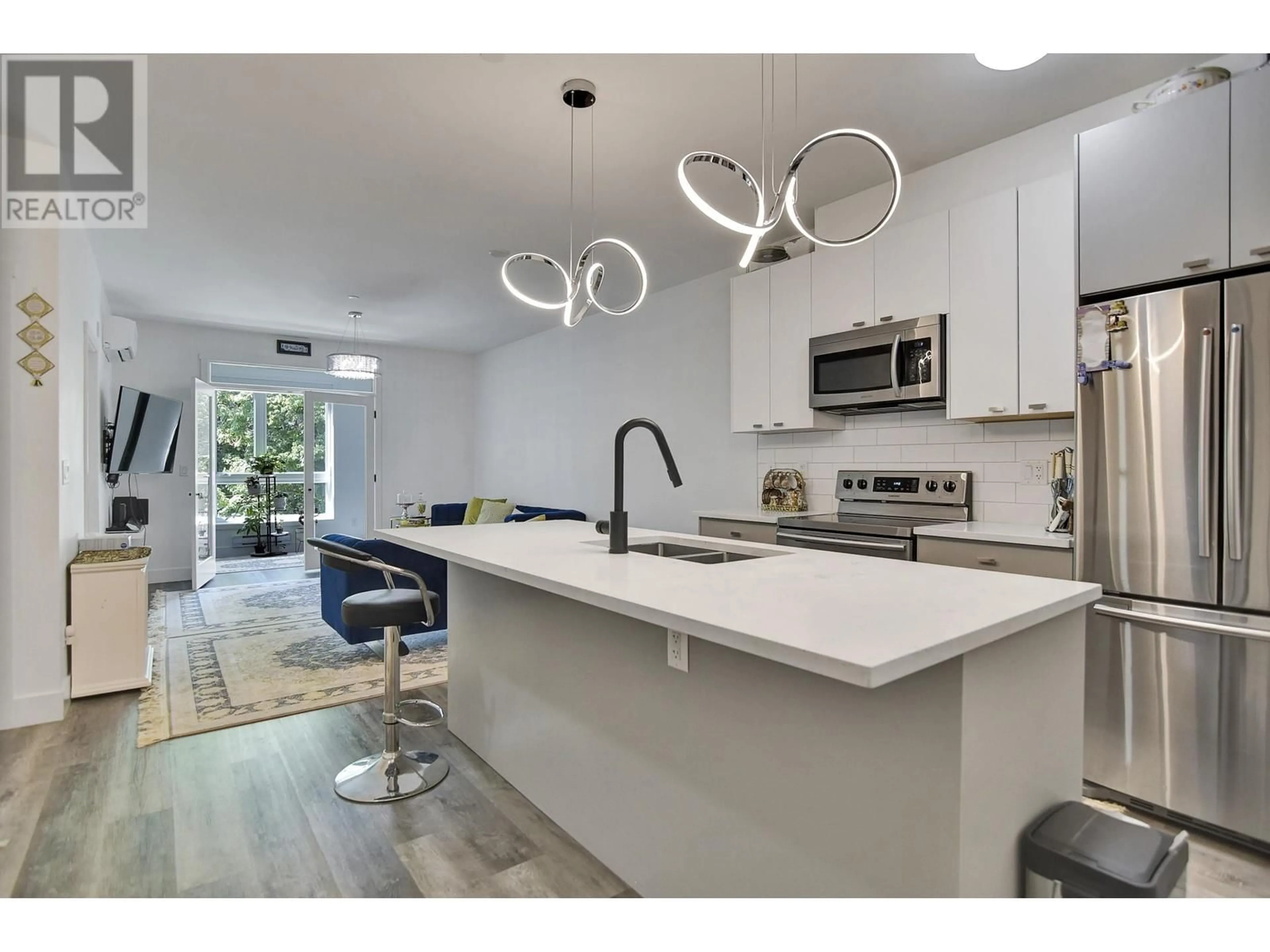 Open concept kitchen, unknown for 314 12320 222 STREET, Maple Ridge British Columbia V2X4K8