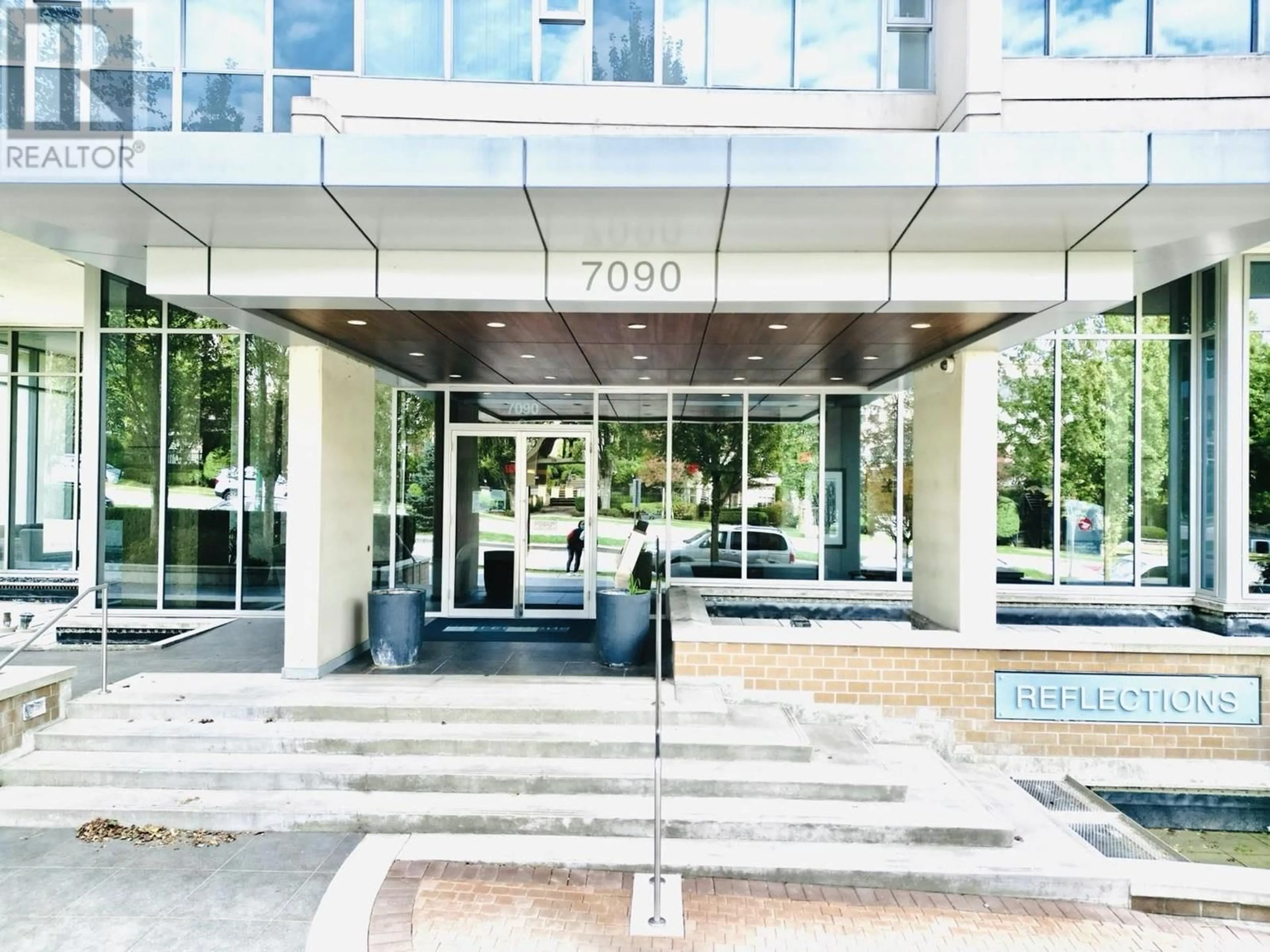 Indoor foyer for 1809 7090 EDMONDS STREET, Burnaby British Columbia V3N0C6