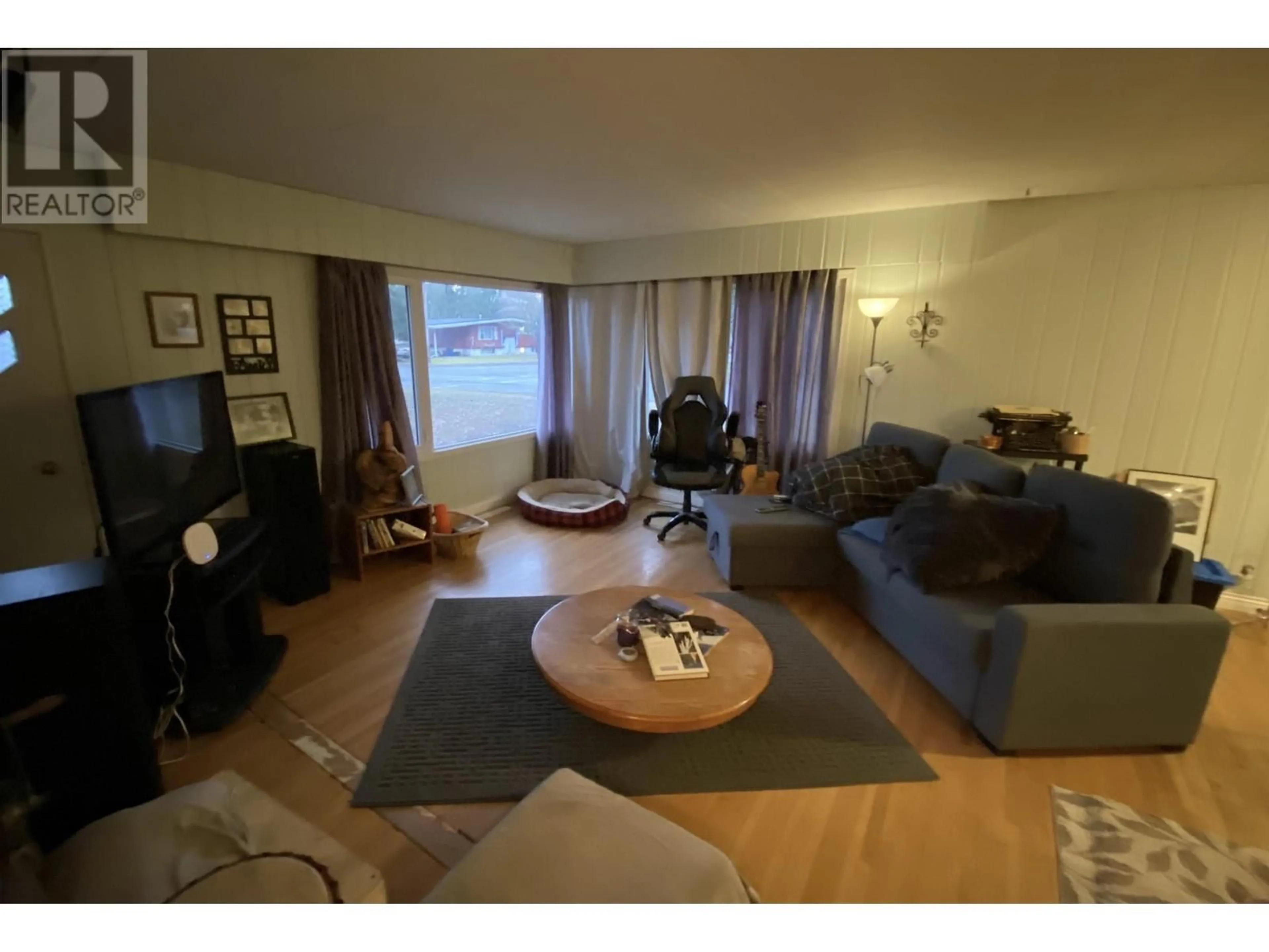 Living room with furniture, unknown for 4736 HALLIWELL AVENUE, Terrace British Columbia V8G2J3