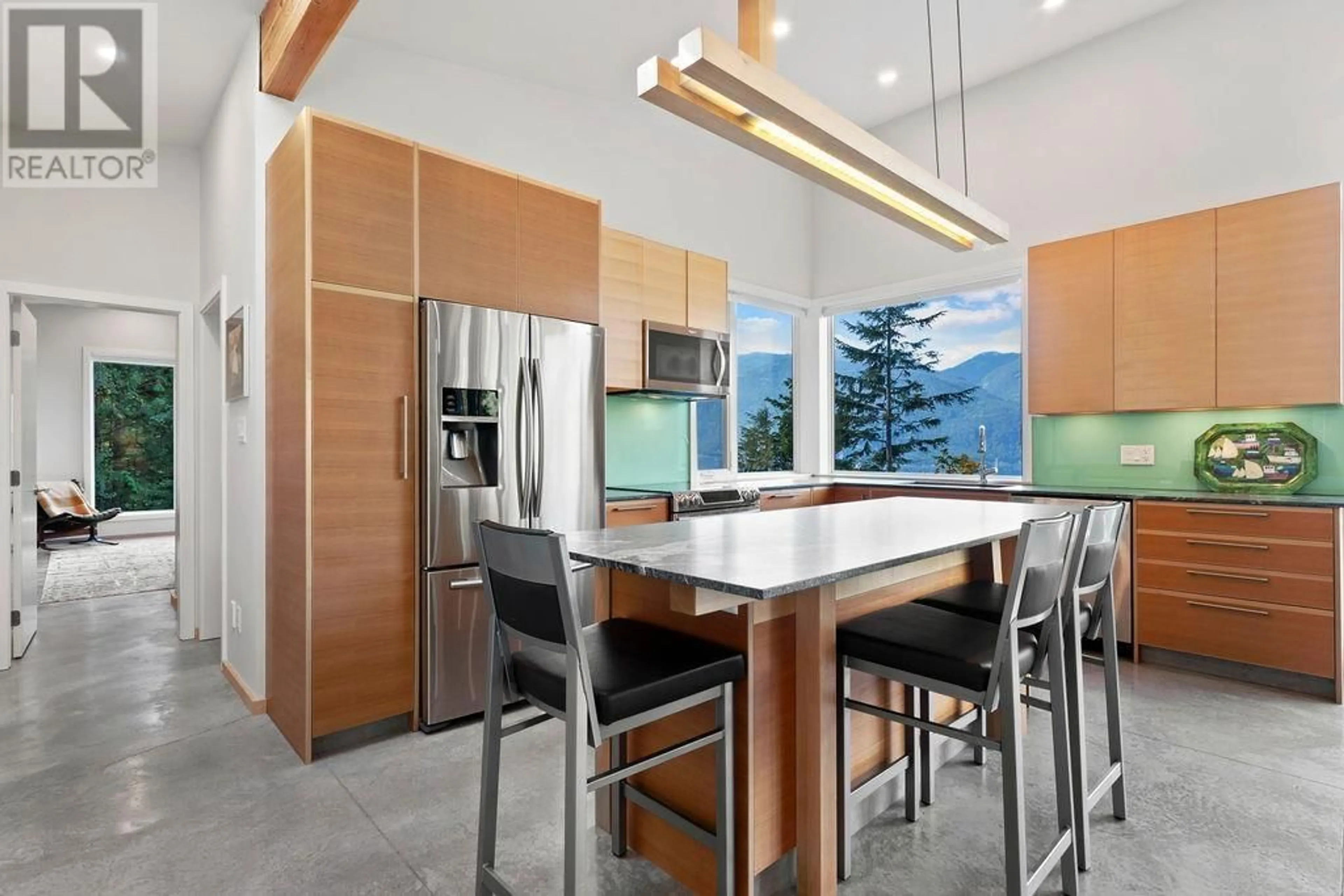 Contemporary kitchen, ceramic/tile floor for 1135 COPPER DRIVE, Britannia Beach British Columbia V8B1J2