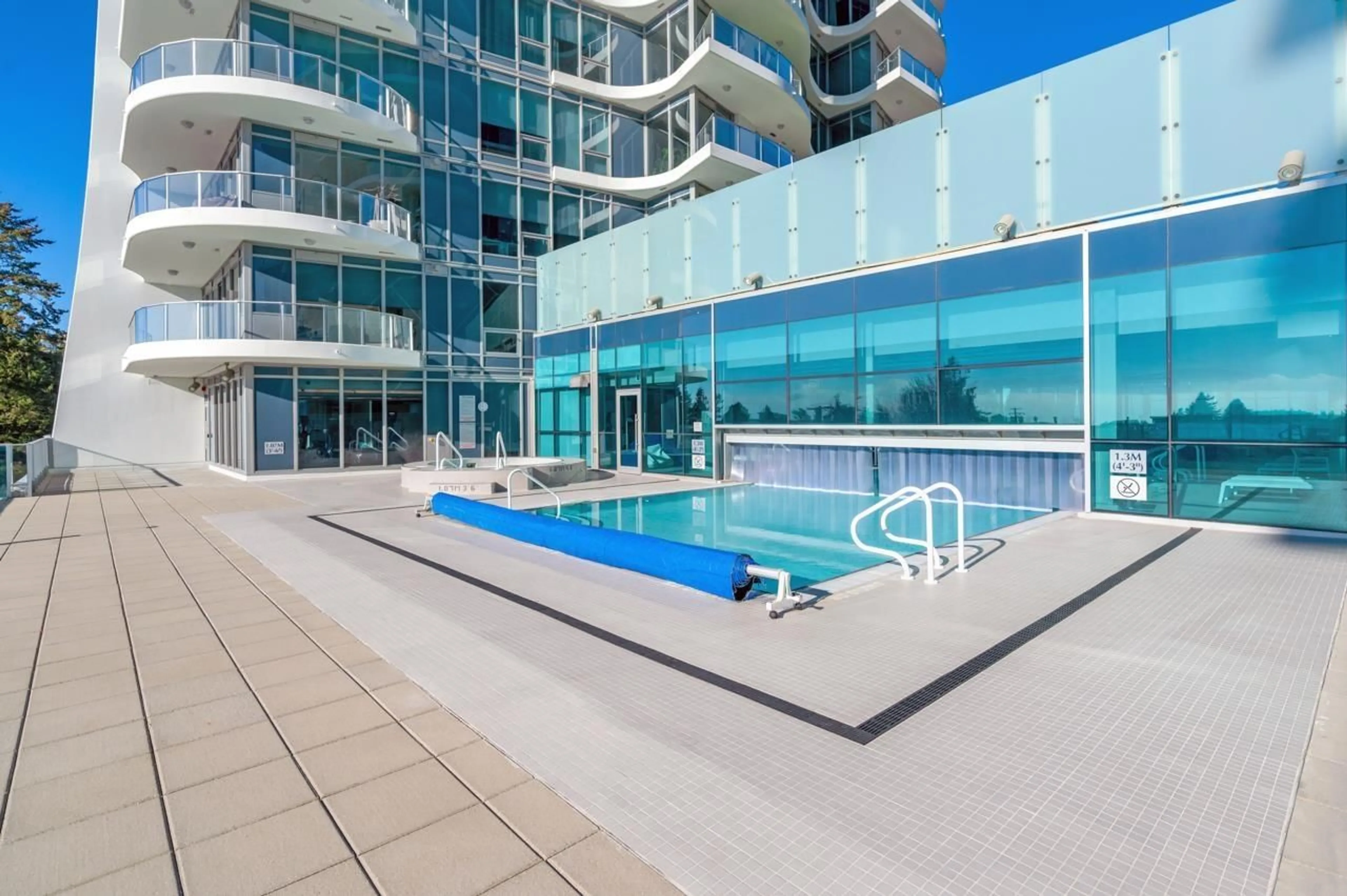 Pool for 405 - 1500 MARTIN, Surrey British Columbia V4B0C2