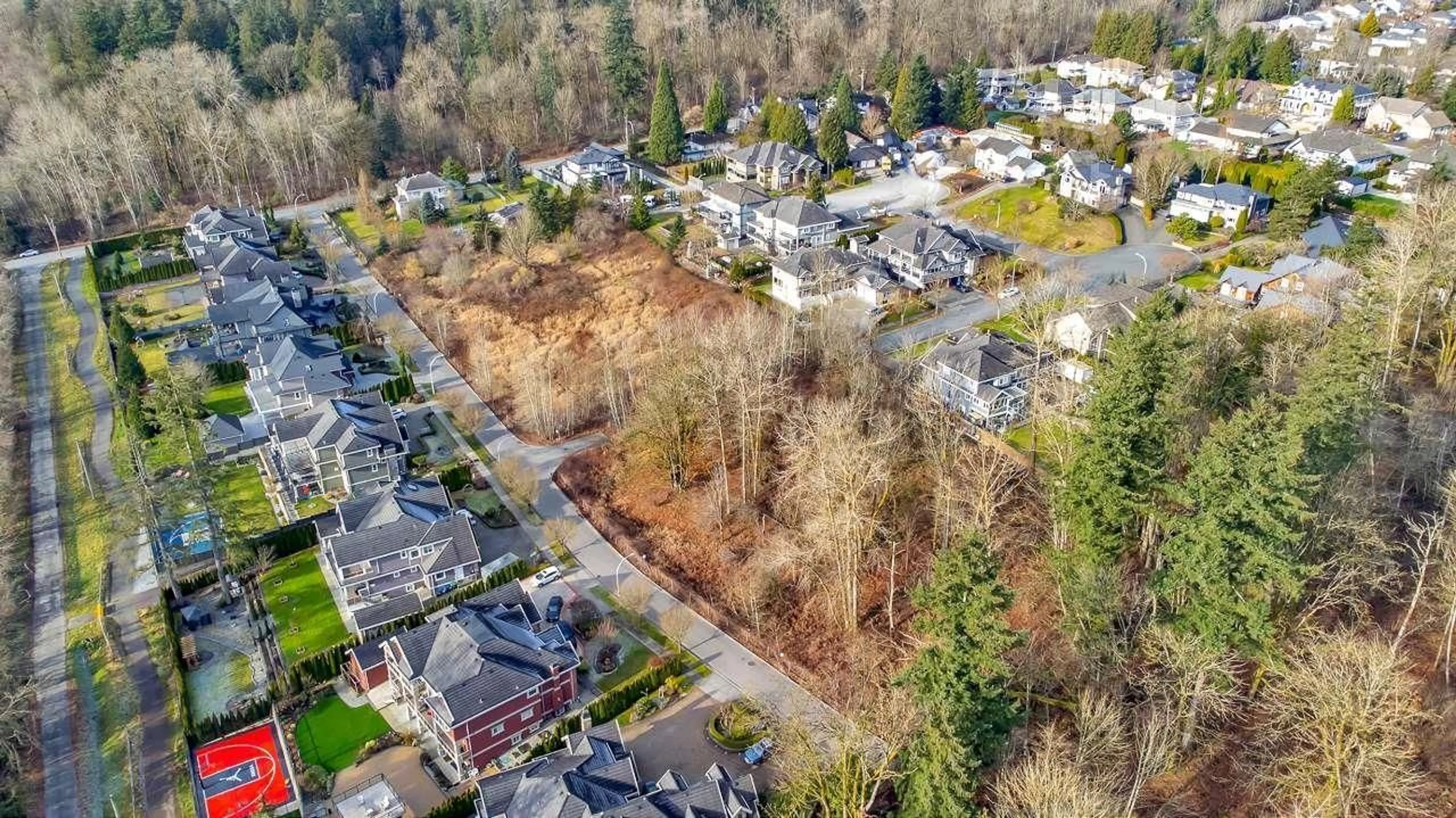 A pic from outside/outdoor area/front of a property/back of a property/a pic from drone, street for 7648 160 STREET, Surrey British Columbia V4N0T5