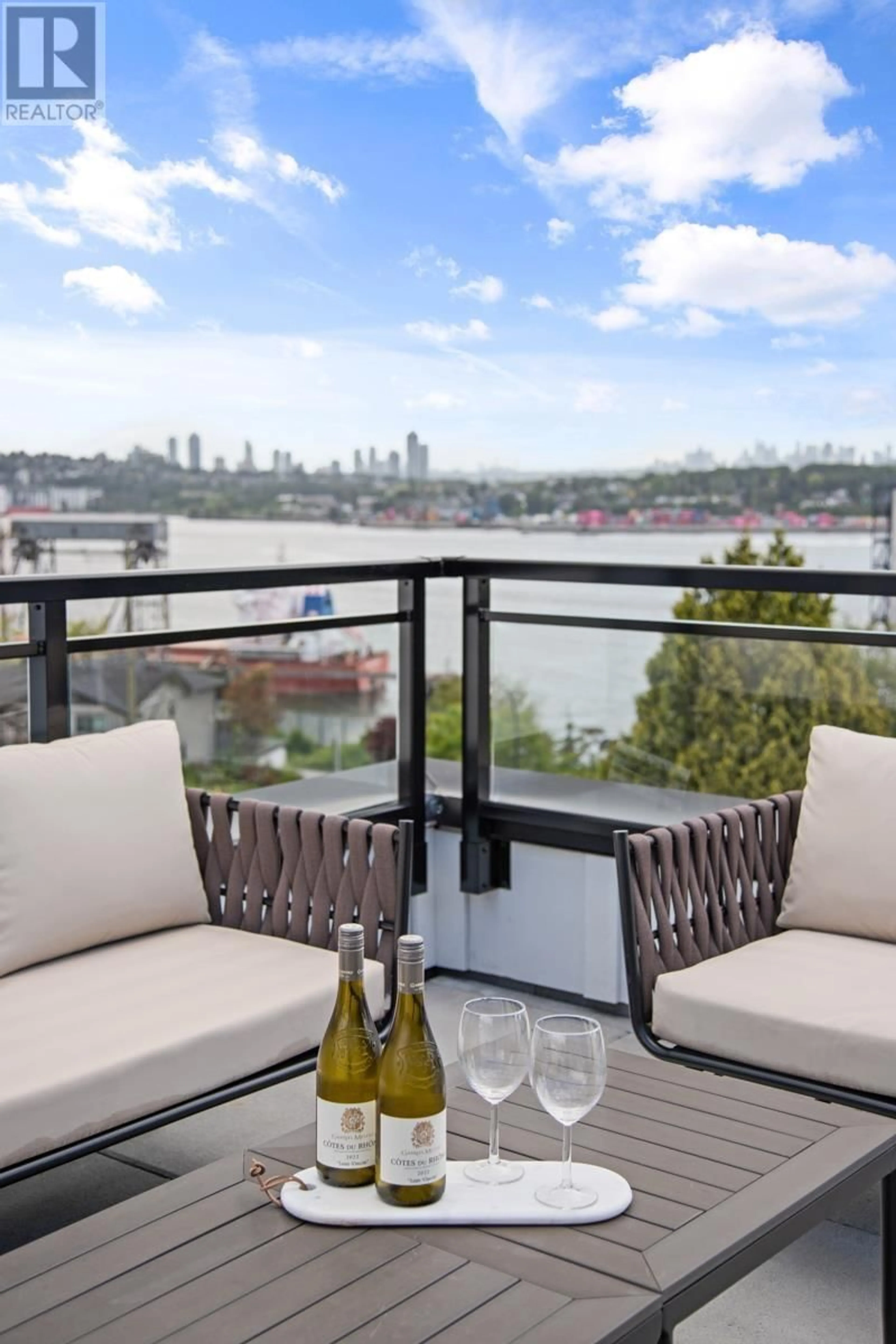 Patio, water/lake/river/ocean view for 353 555 E 2ND STREET, North Vancouver British Columbia V7L1E1