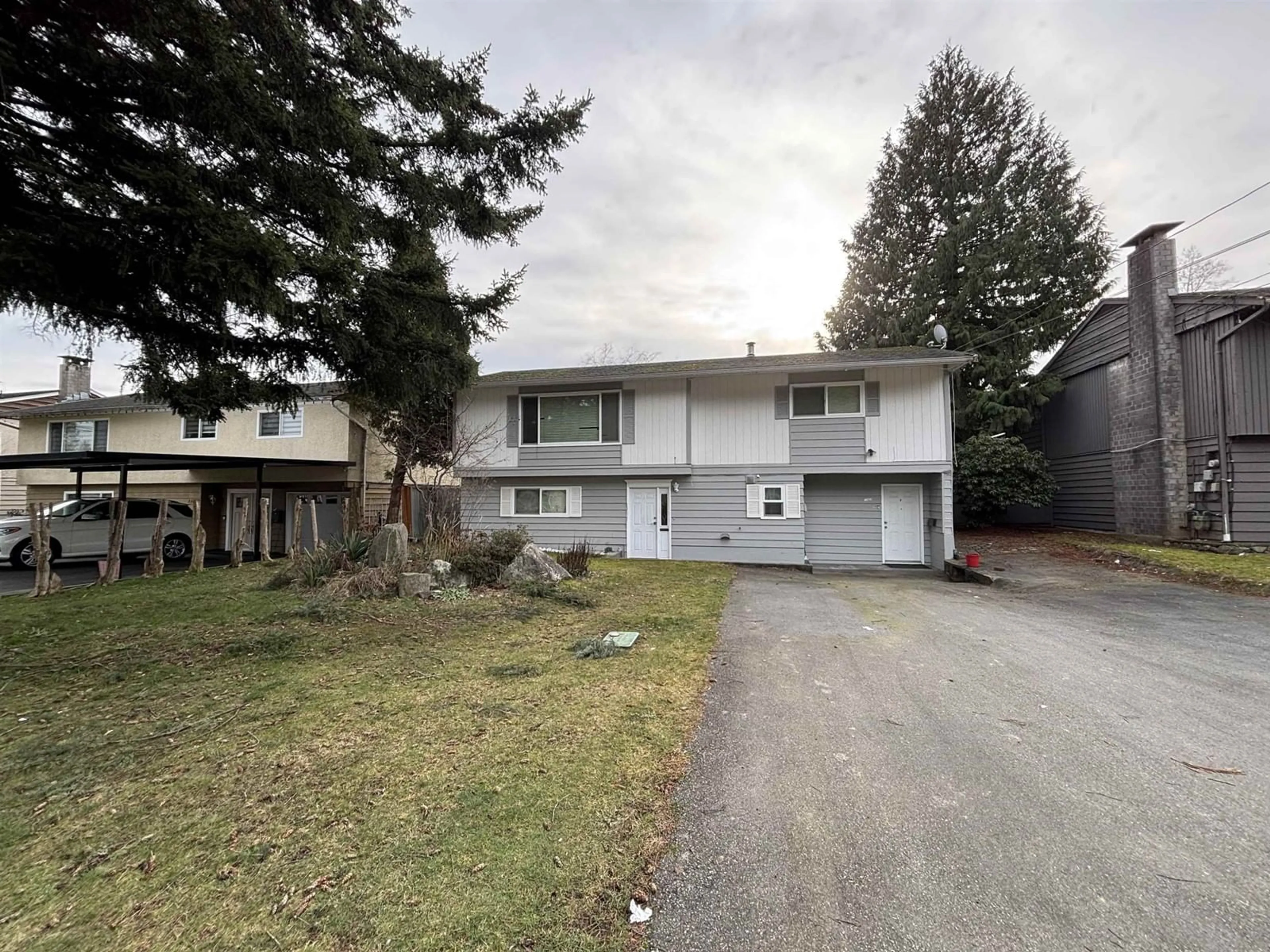 A pic from outside/outdoor area/front of a property/back of a property/a pic from drone, street for 11828 71A AVENUE, Delta British Columbia V4E1X1