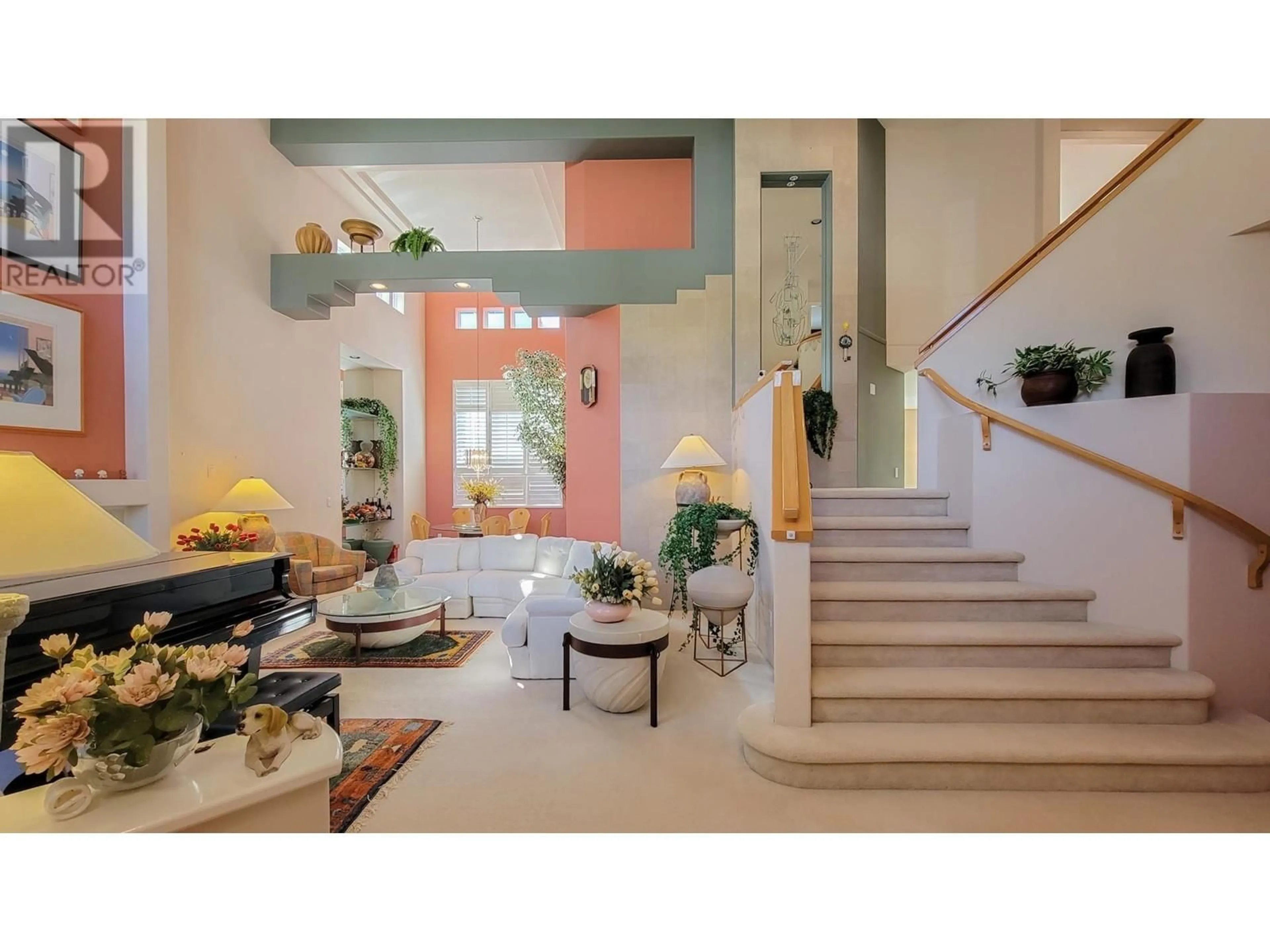 Indoor entryway for 147 ASPENWOOD DRIVE, Port Moody British Columbia V3H4V7
