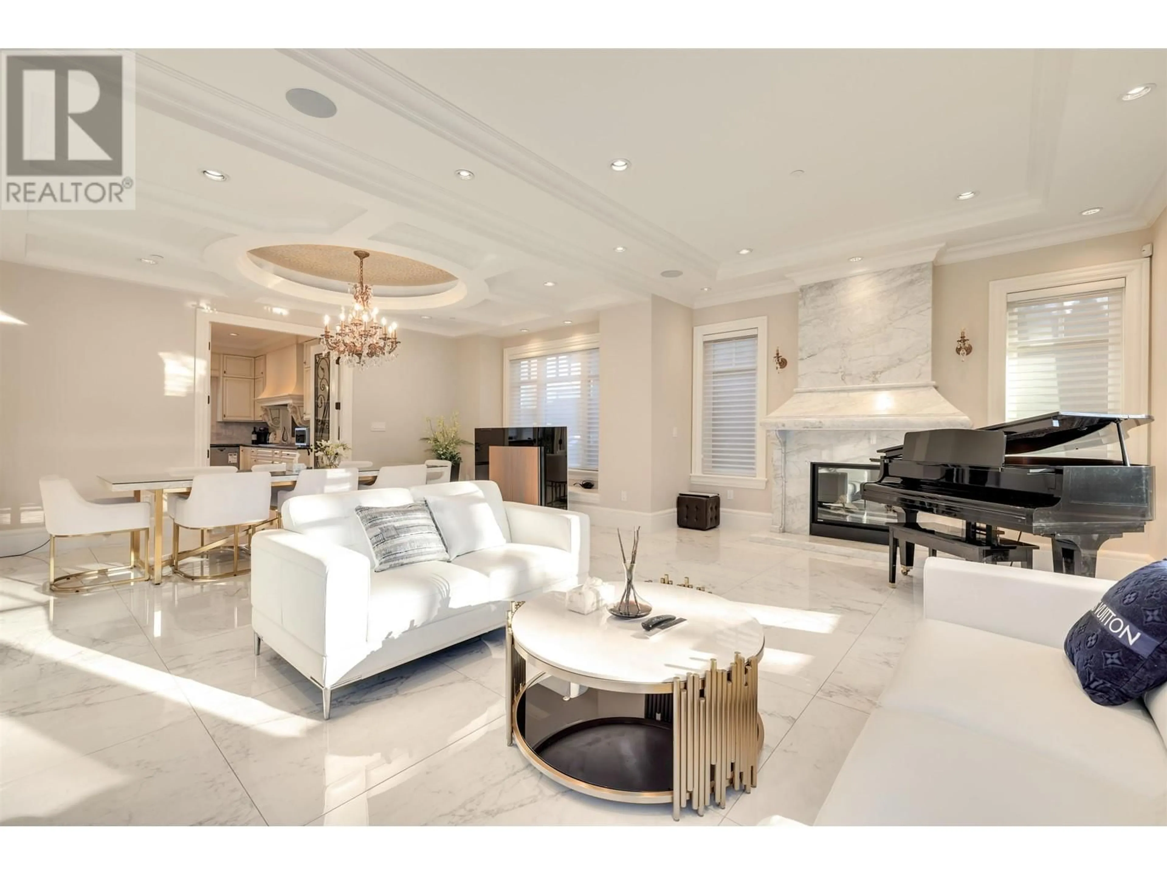 Living room with furniture, ceramic/tile floor for 1335 26TH AVENUE, Vancouver British Columbia V6H2B2