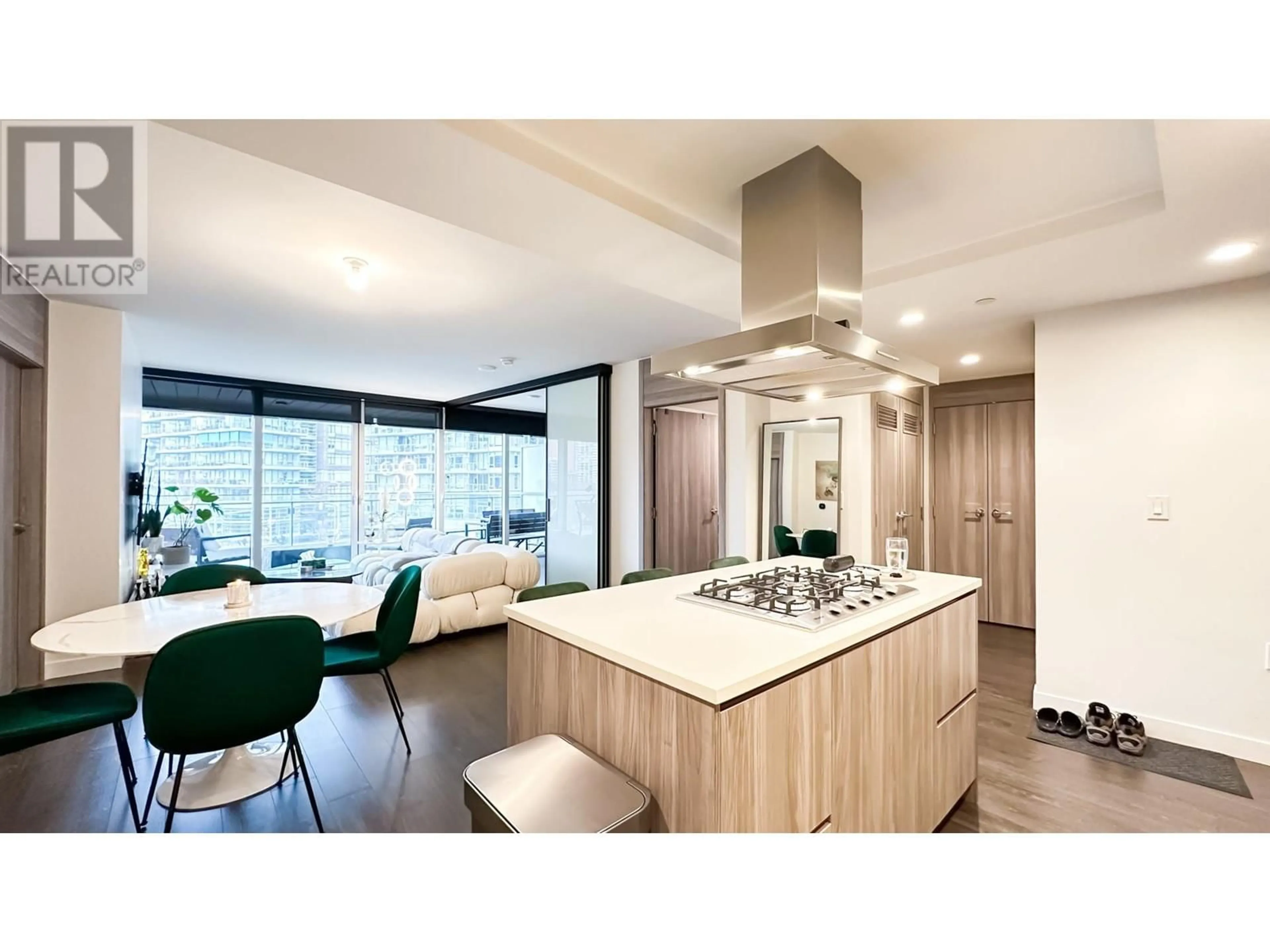 Open concept kitchen, unknown for 407 1768 COOK STREET, Vancouver British Columbia V5Y0N3