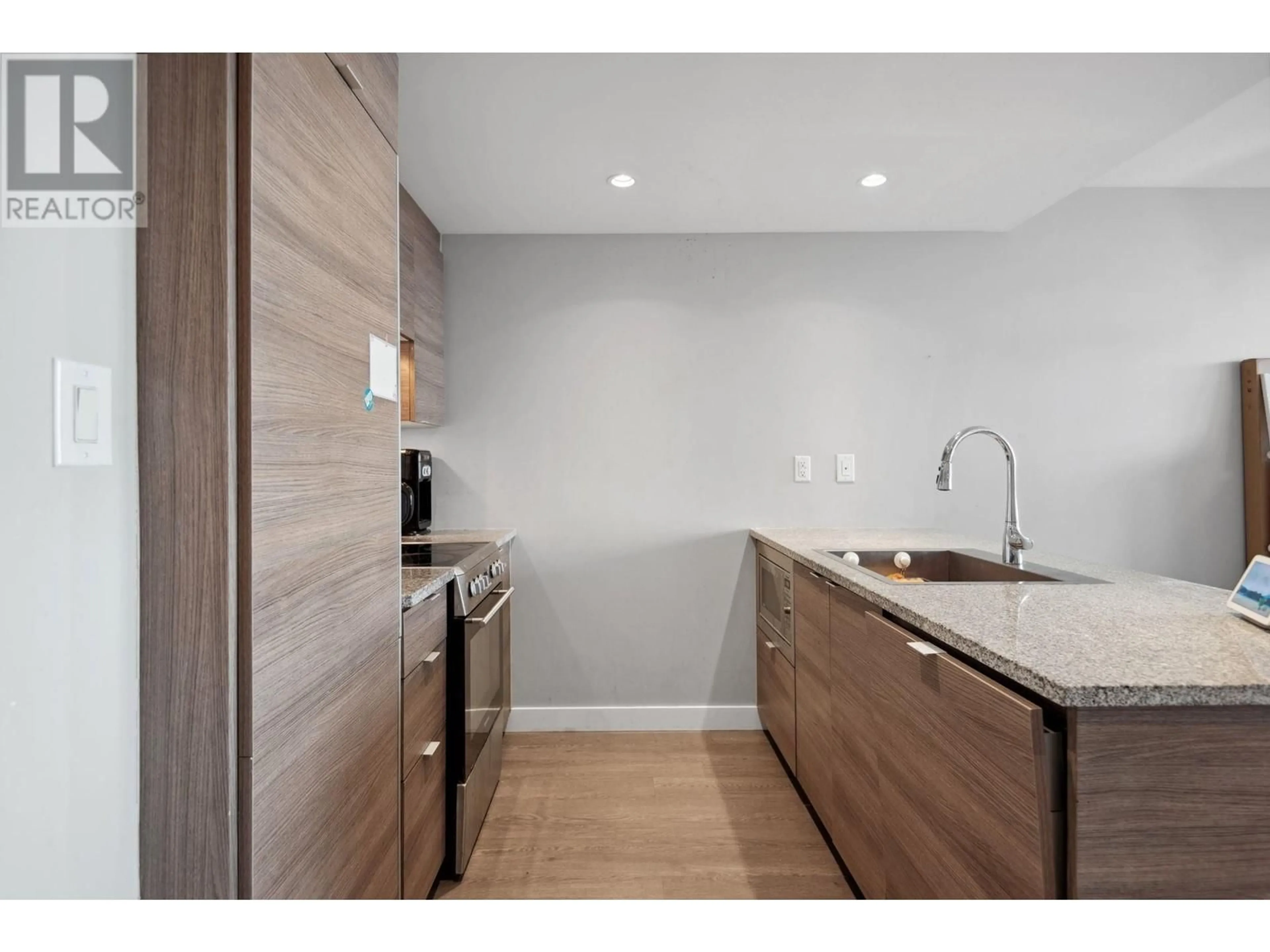 Standard kitchen, wood/laminate floor for 1704 489 INTERURBAN WAY, Vancouver British Columbia V5X0C7