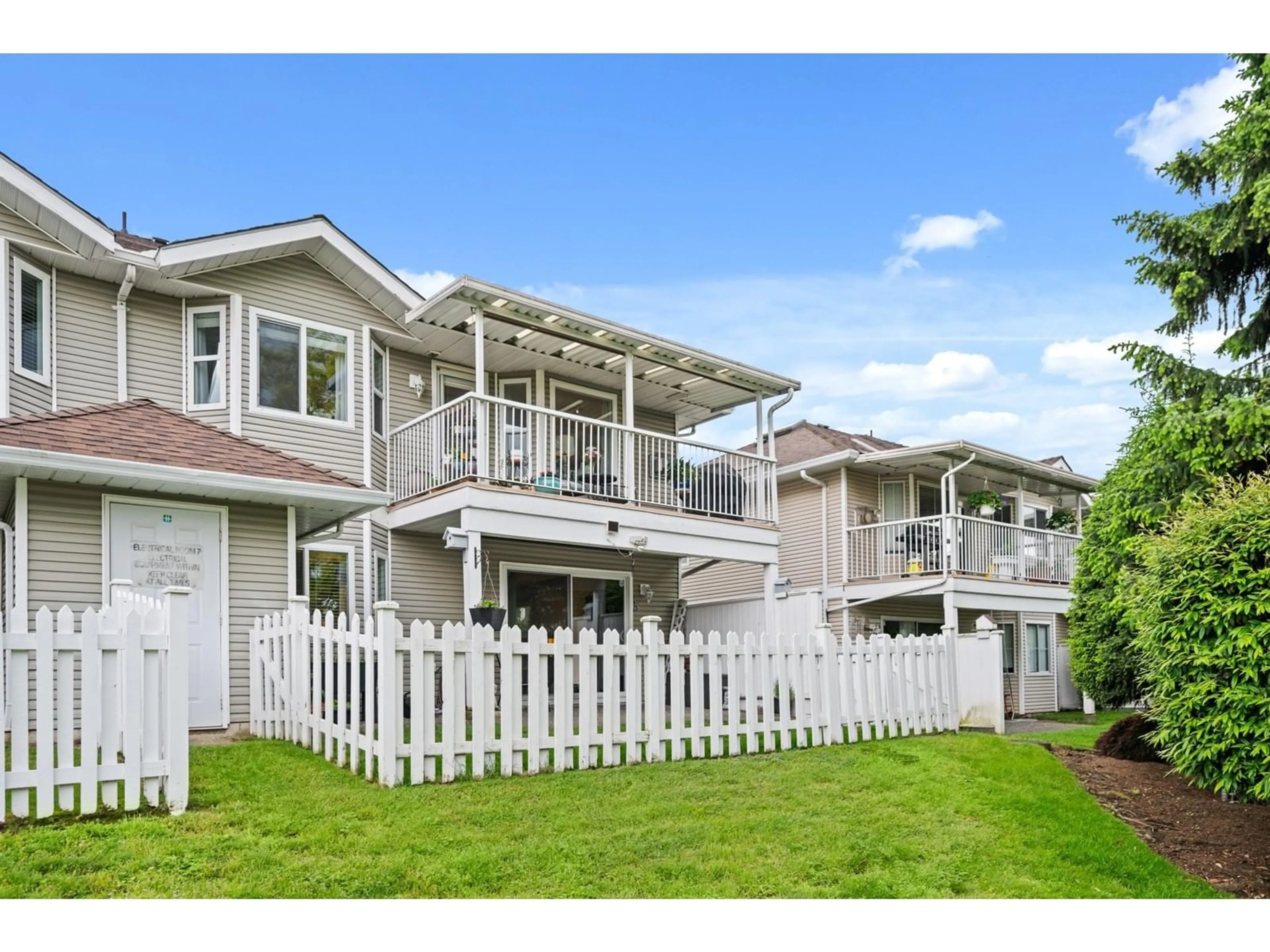 Unknown for 75 - 1973 WINFIELD, Abbotsford British Columbia V3G1K6