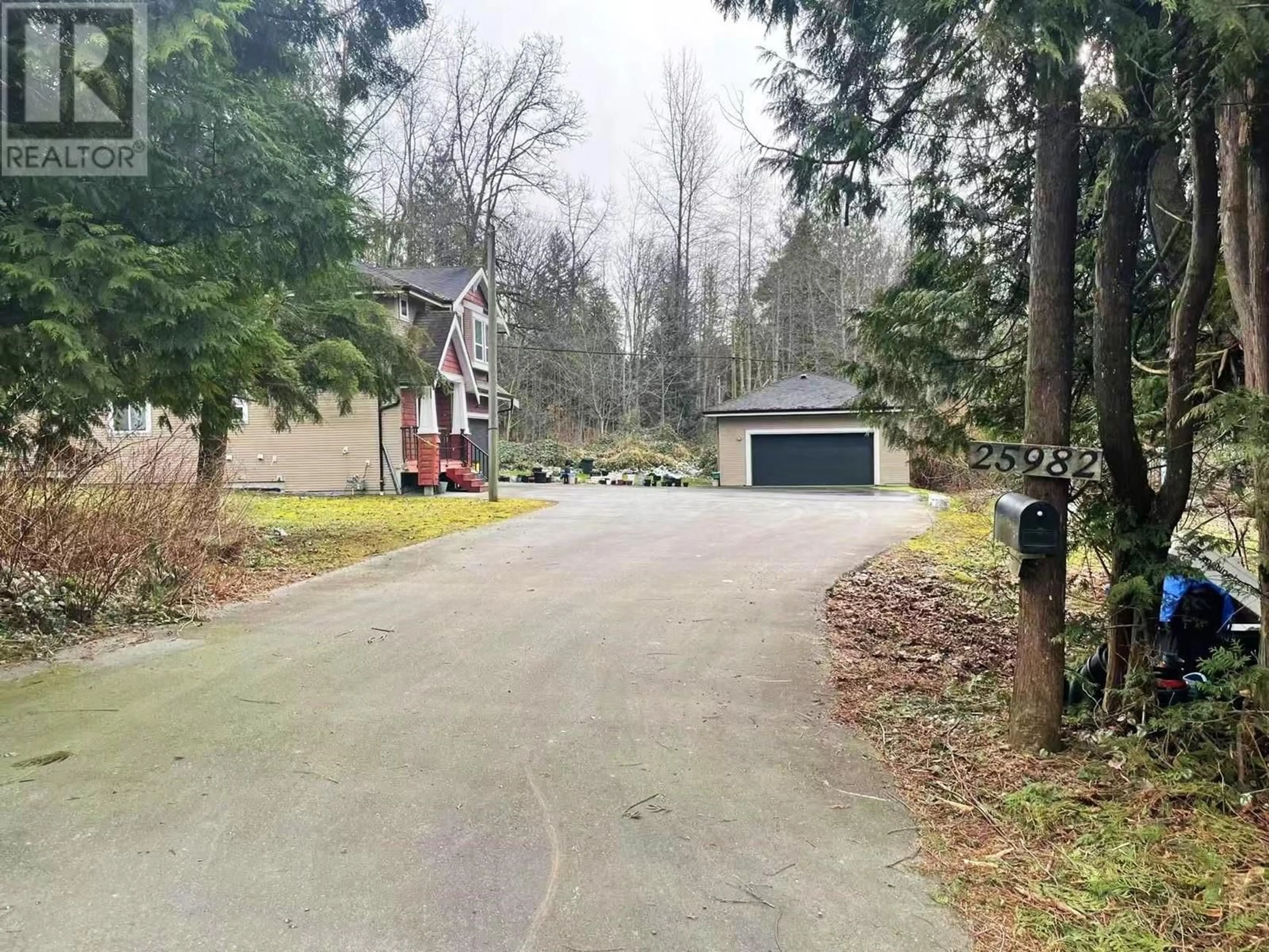 A pic from outside/outdoor area/front of a property/back of a property/a pic from drone, street for 25982 DEWDNEY TRUNK ROAD, Maple Ridge British Columbia V4R1Y4