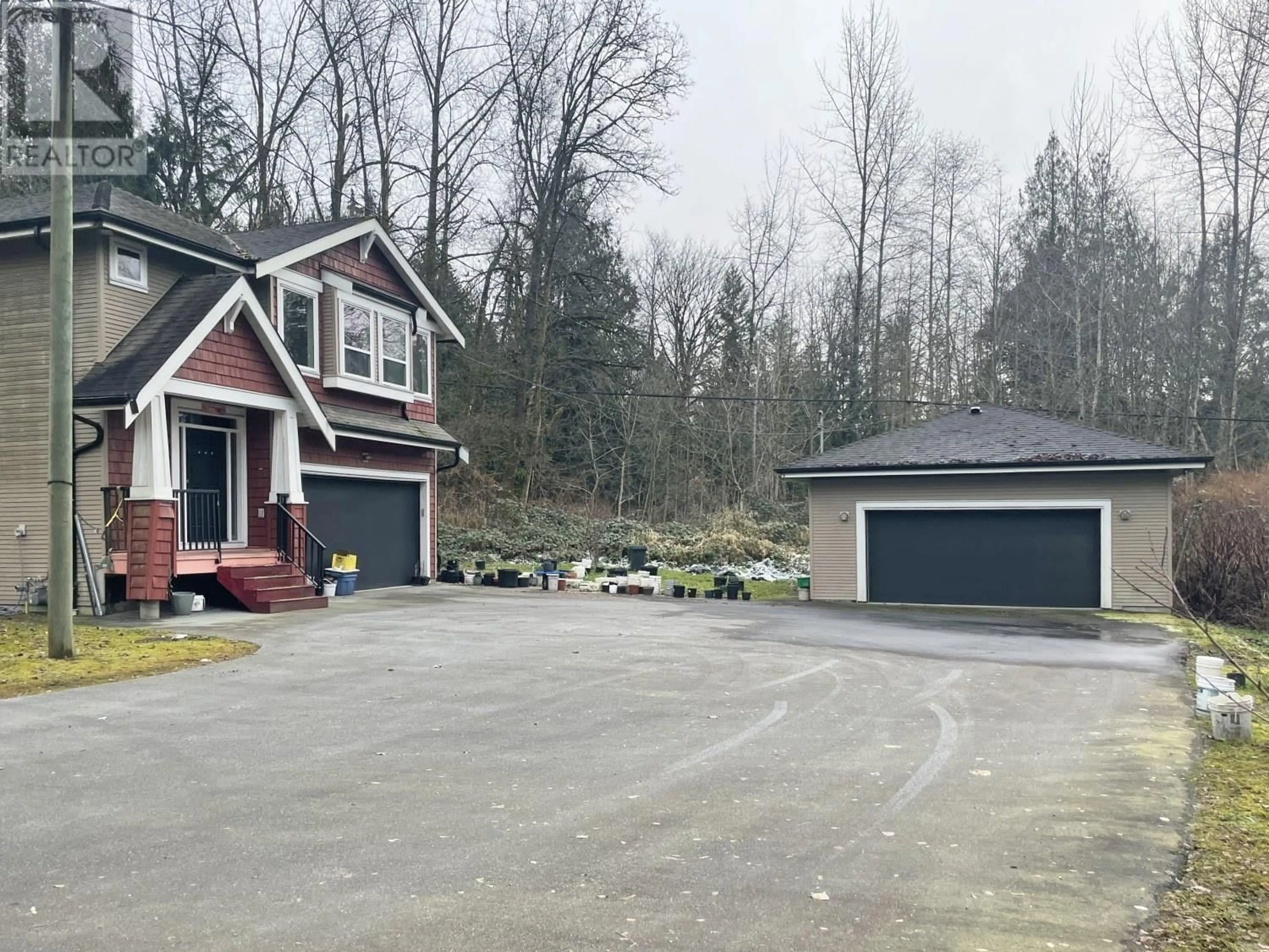 A pic from outside/outdoor area/front of a property/back of a property/a pic from drone, street for 25982 DEWDNEY TRUNK ROAD, Maple Ridge British Columbia V4R1Y4