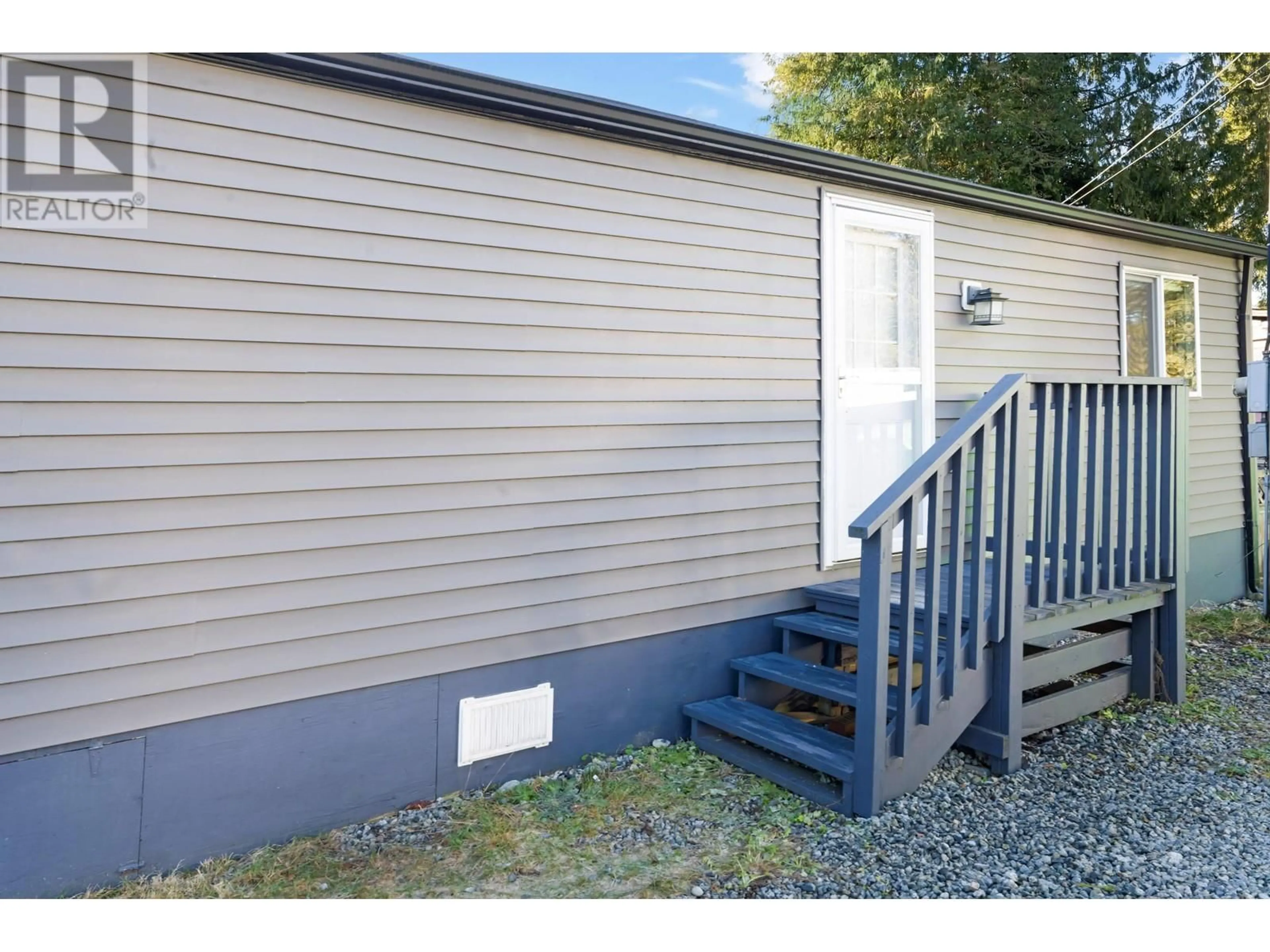 Home with vinyl exterior material, street for 23206 CALVIN CRESCENT, Maple Ridge British Columbia V2X4S3