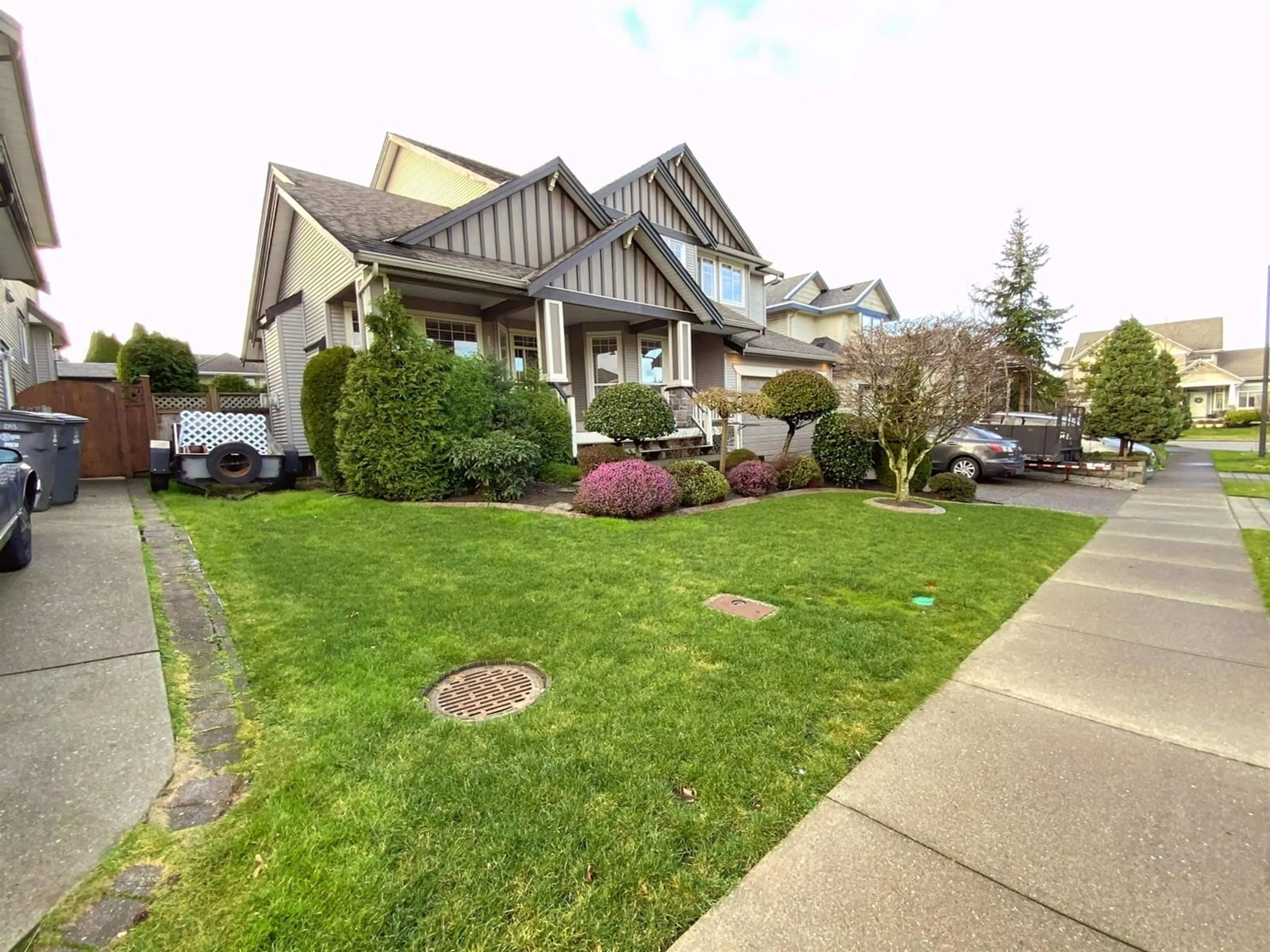 A pic from outside/outdoor area/front of a property/back of a property/a pic from drone, street for 6361 165A STREET, Surrey British Columbia V3S0W2