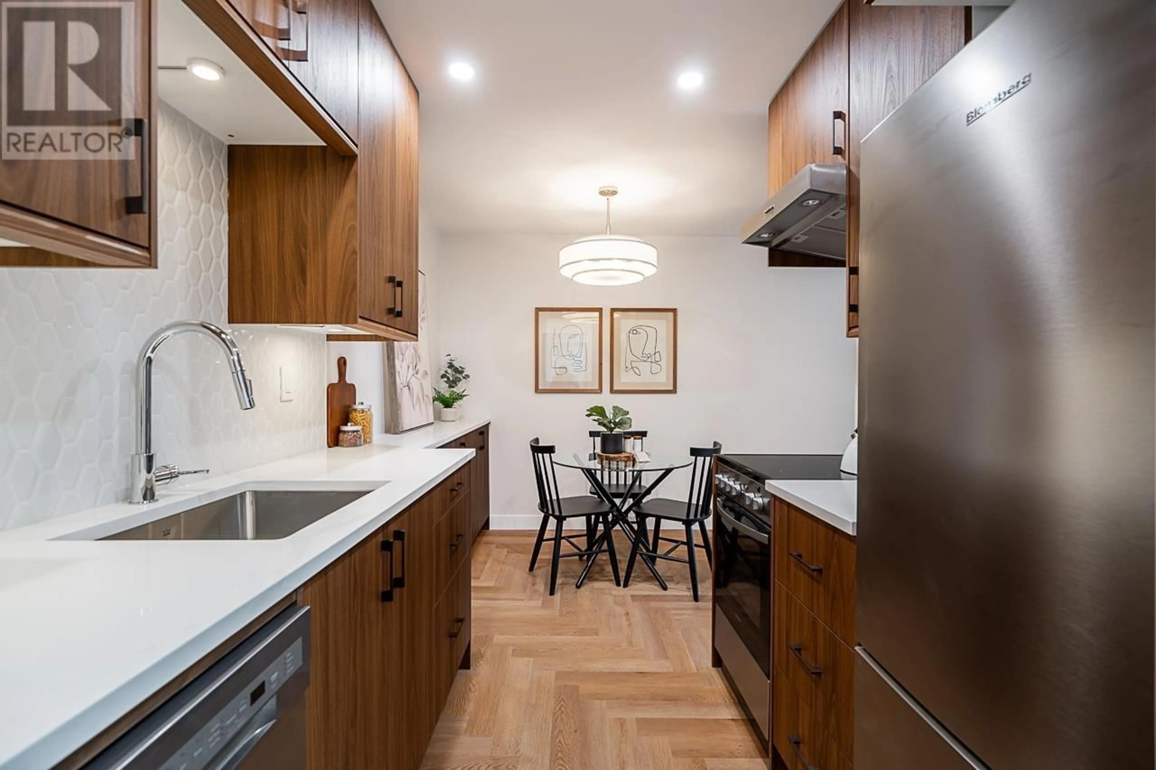 Open concept kitchen, unknown for 207 1717 W 13TH AVENUE, Vancouver British Columbia V6J2H2