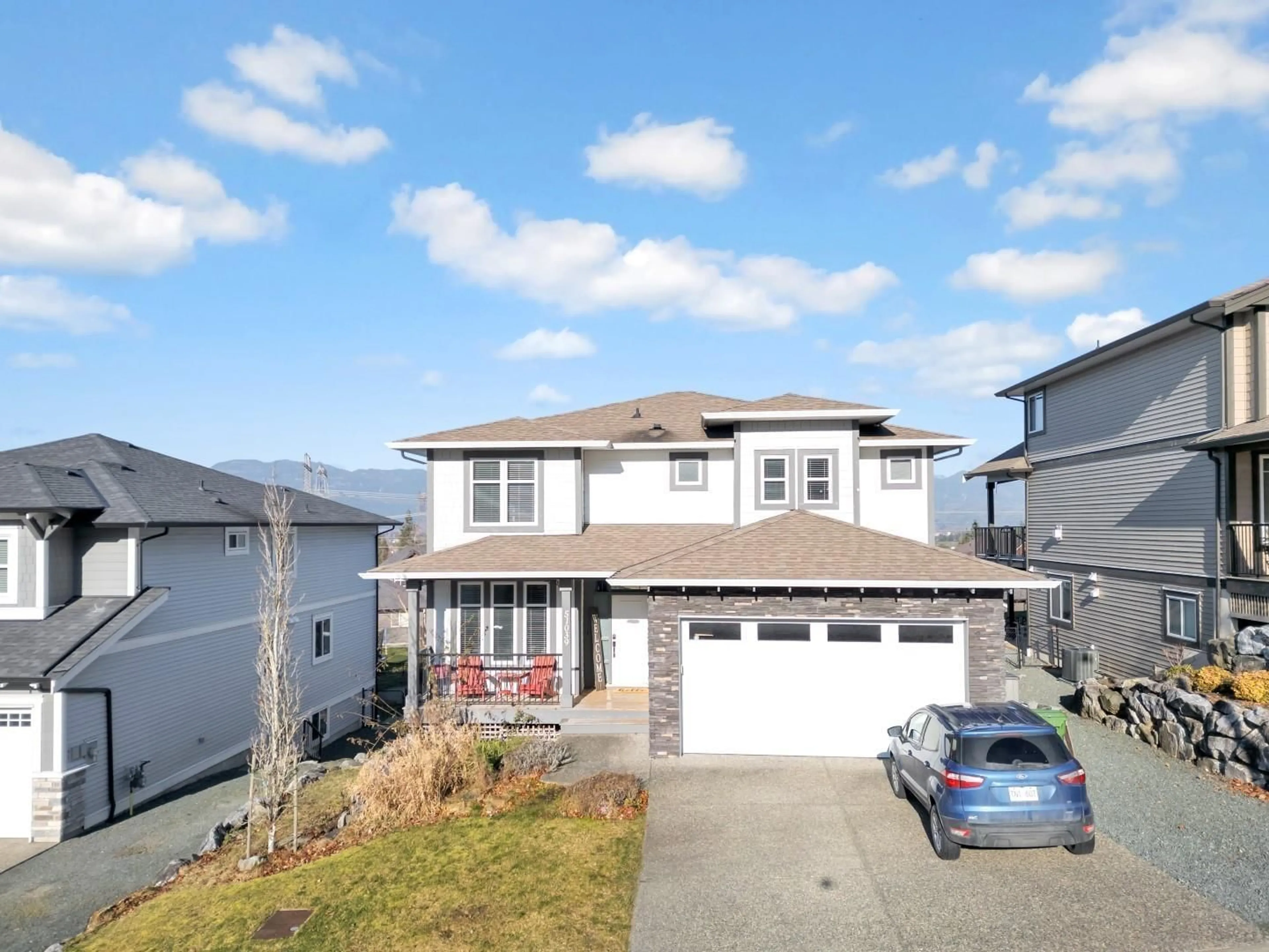 A pic from outside/outdoor area/front of a property/back of a property/a pic from drone, street for 51039 ZANDER PLACE|Eastern Hillsides, Chilliwack British Columbia V4Z0C1