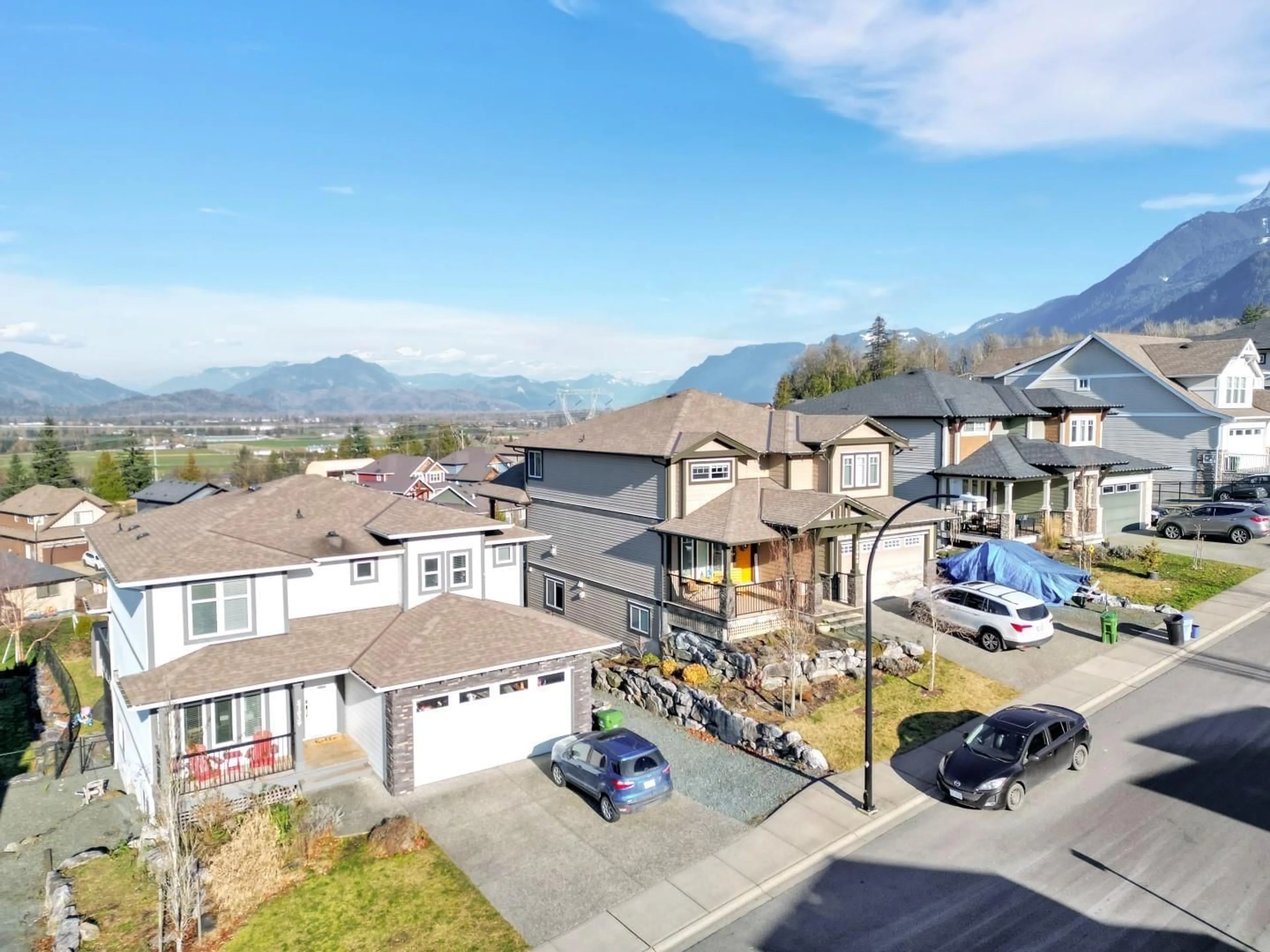 A pic from outside/outdoor area/front of a property/back of a property/a pic from drone, mountain view for 51039 ZANDER PLACE|Eastern Hillsides, Chilliwack British Columbia V4Z0C1