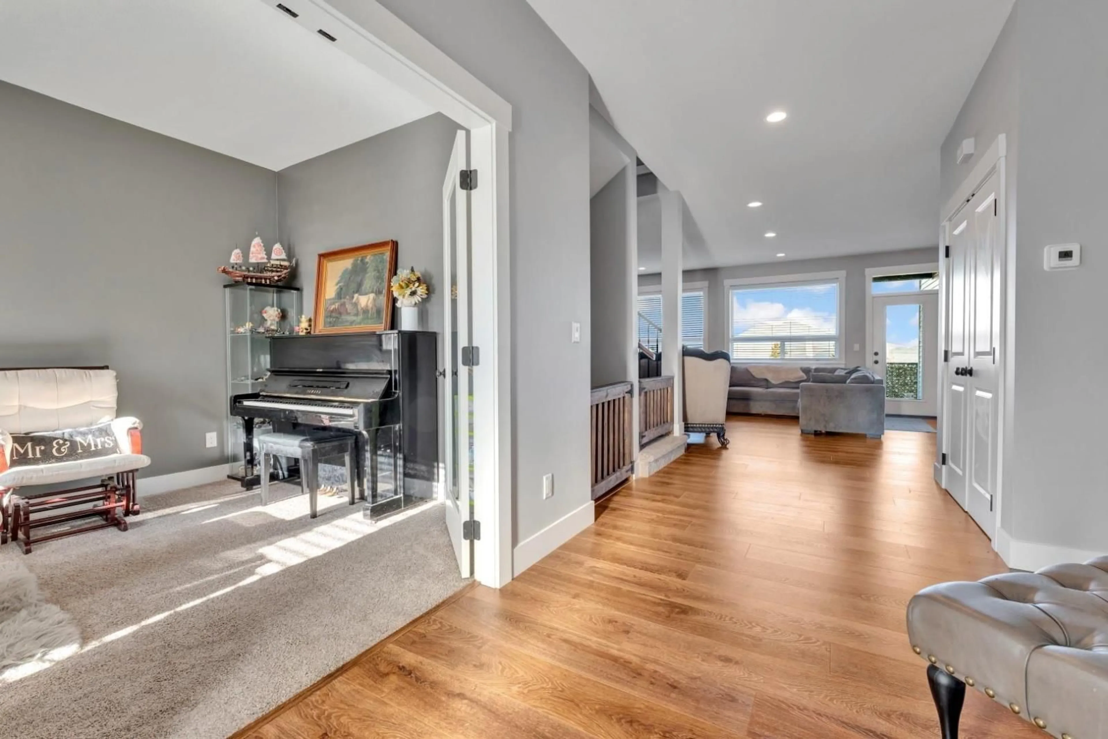 Indoor entryway for 51039 ZANDER PLACE|Eastern Hillsides, Chilliwack British Columbia V4Z0C1