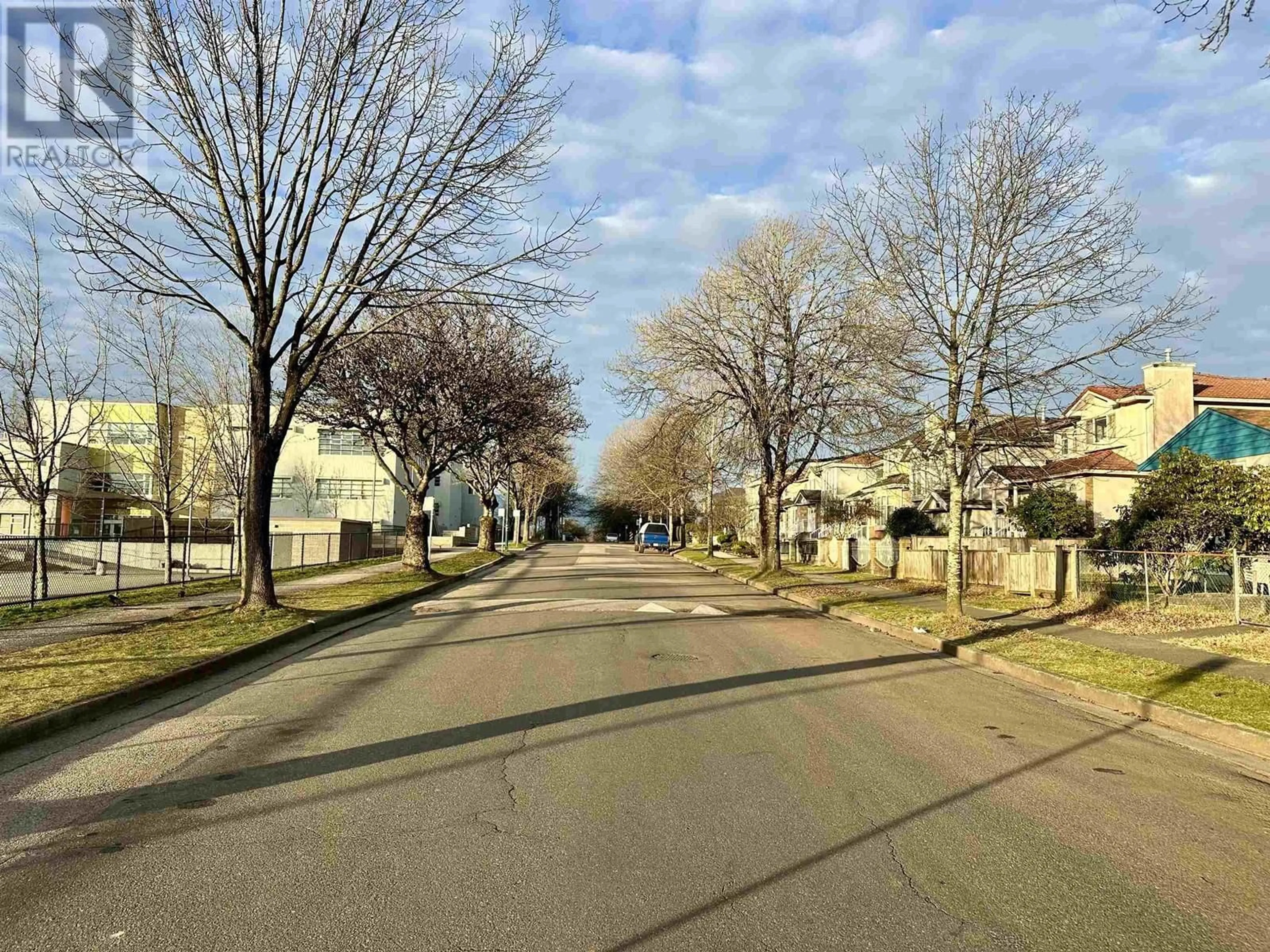 A pic from outside/outdoor area/front of a property/back of a property/a pic from drone, street for 6440 LANARK STREET, Vancouver British Columbia V5P2Z1