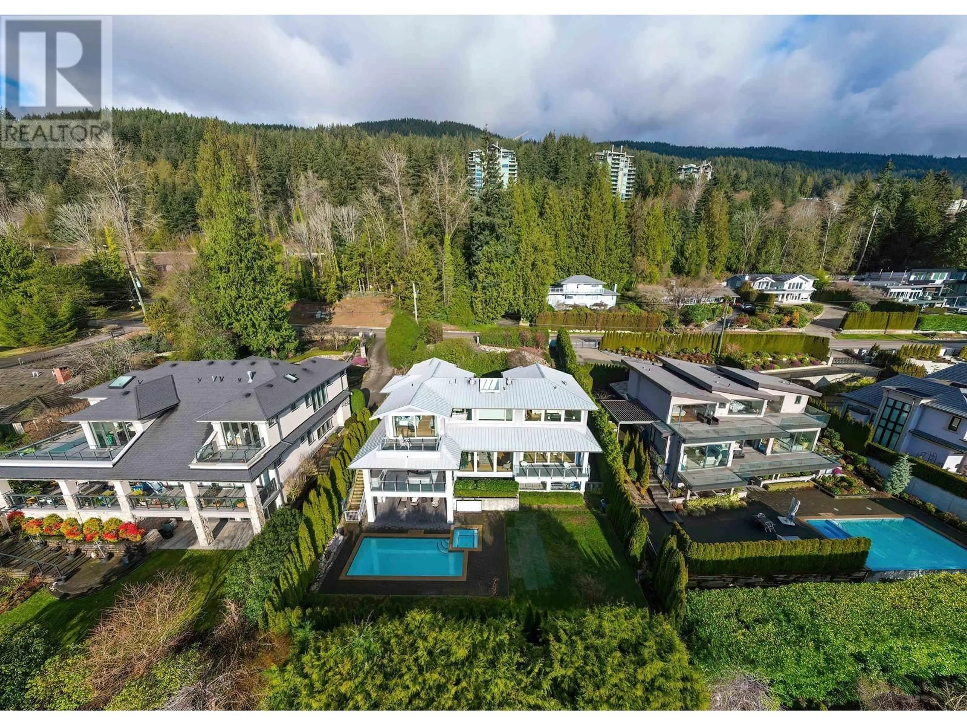 A pic from outside/outdoor area/front of a property/back of a property/a pic from drone, mountain view for 3326 WESTMOUNT ROAD, West Vancouver British Columbia V7V3G6