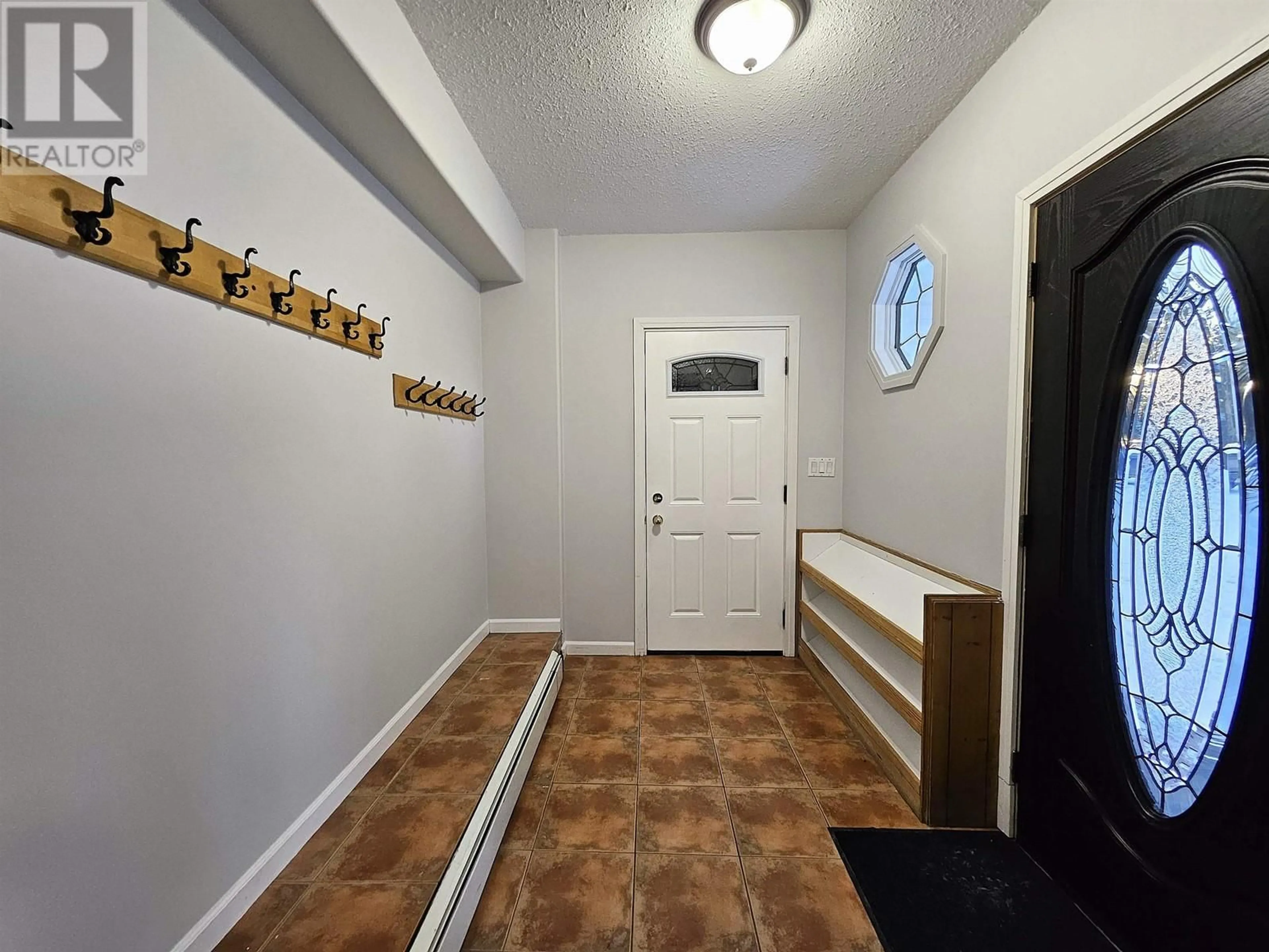 Indoor entryway for 6619 SINDIA ROAD, Prince George British Columbia V2N6N5