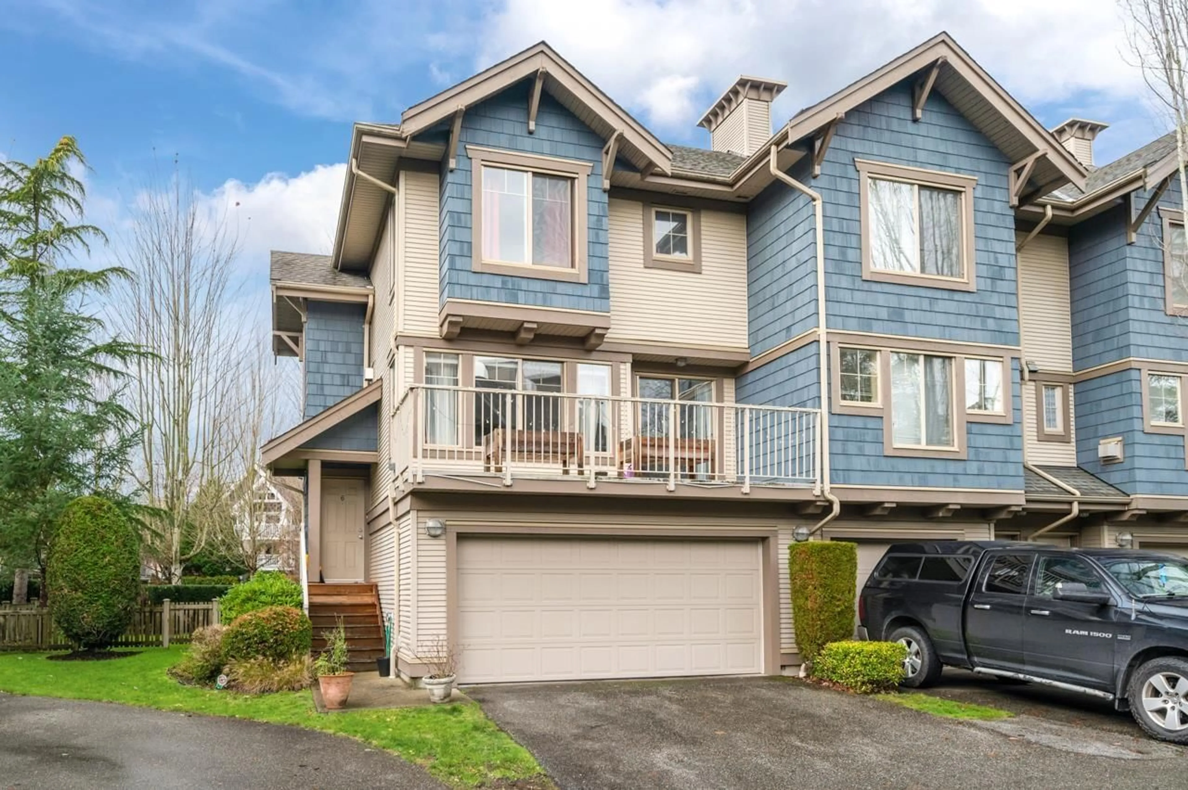 Home with vinyl exterior material, street for 6 20761 DUNCAN WAY, Langley British Columbia V3A9L4