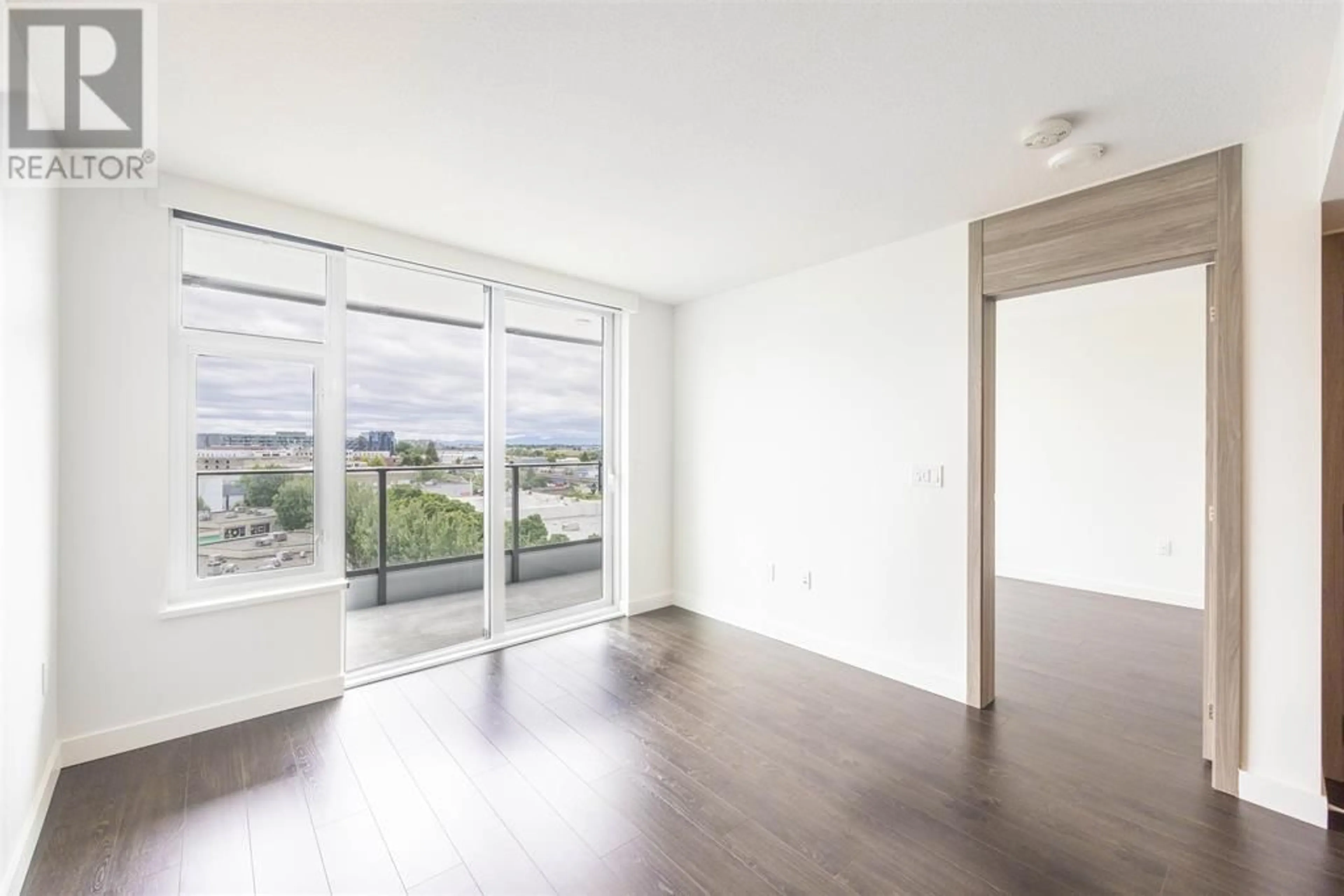 A pic of a room for 1006 - 8555 CAPSTAN WAY, Richmond British Columbia V6X0W1