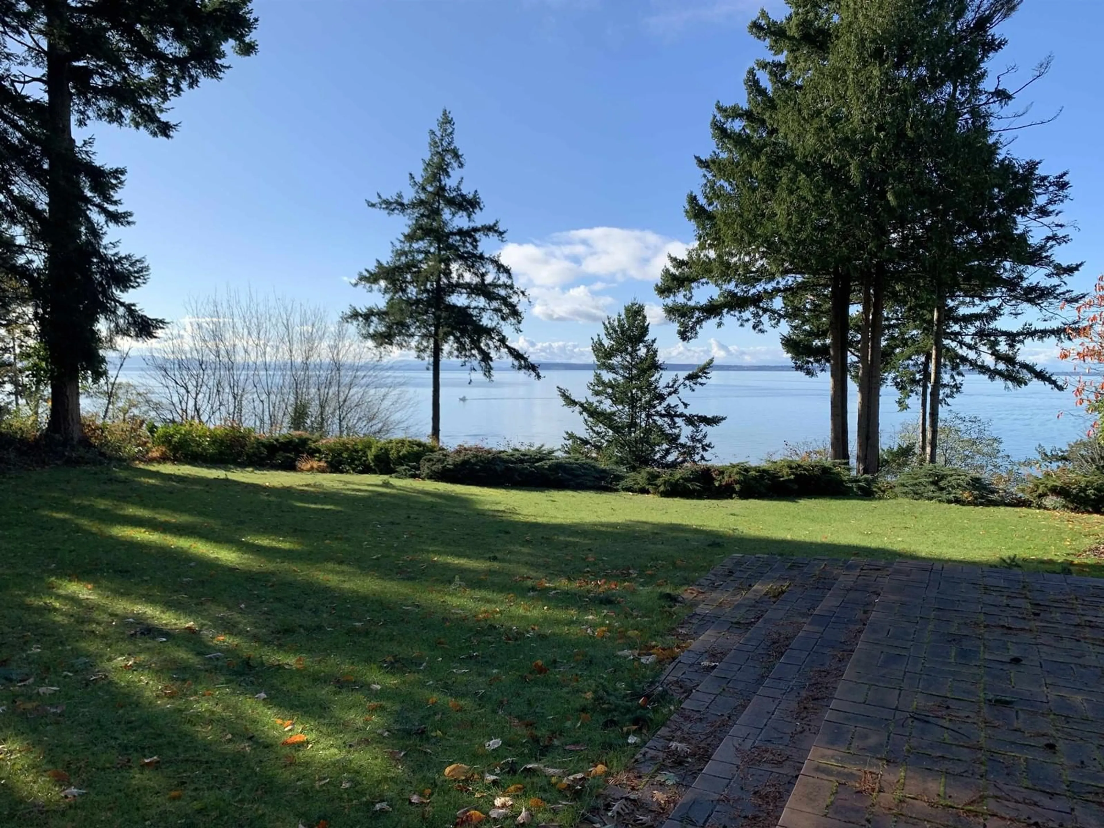 A pic from outside/outdoor area/front of a property/back of a property/a pic from drone, water/lake/river/ocean view for 12581 16 AVENUE, Surrey British Columbia V4A1M7