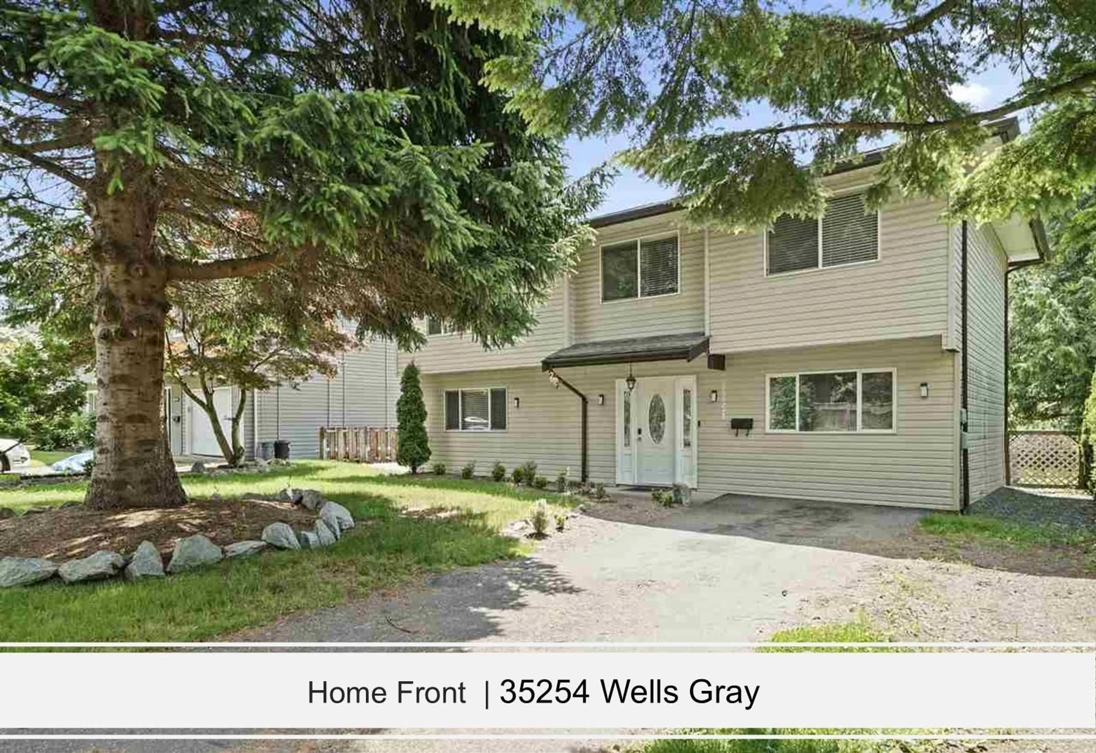 Home with vinyl exterior material, street for 35254 WELLS GRAY AVENUE, Abbotsford British Columbia V2S5W7