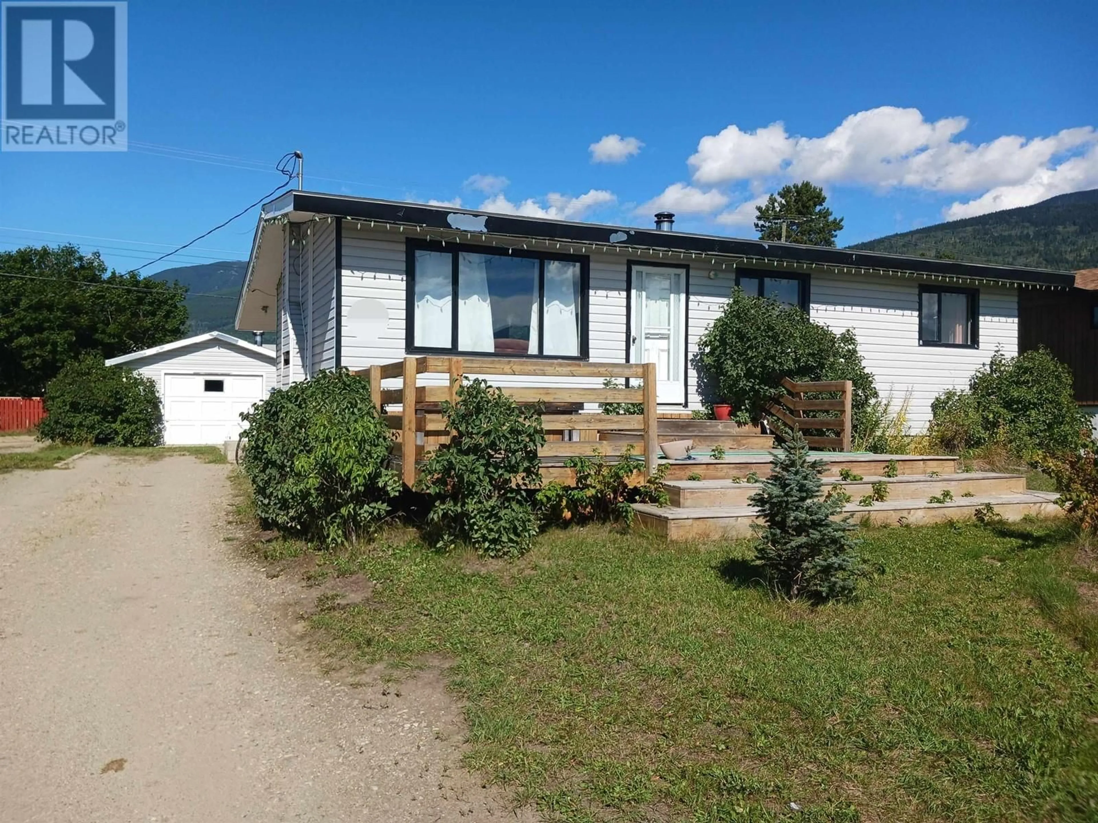 A pic from outside/outdoor area/front of a property/back of a property/a pic from drone, unknown for 1222 8TH AVENUE, Valemount British Columbia V0E2Z0