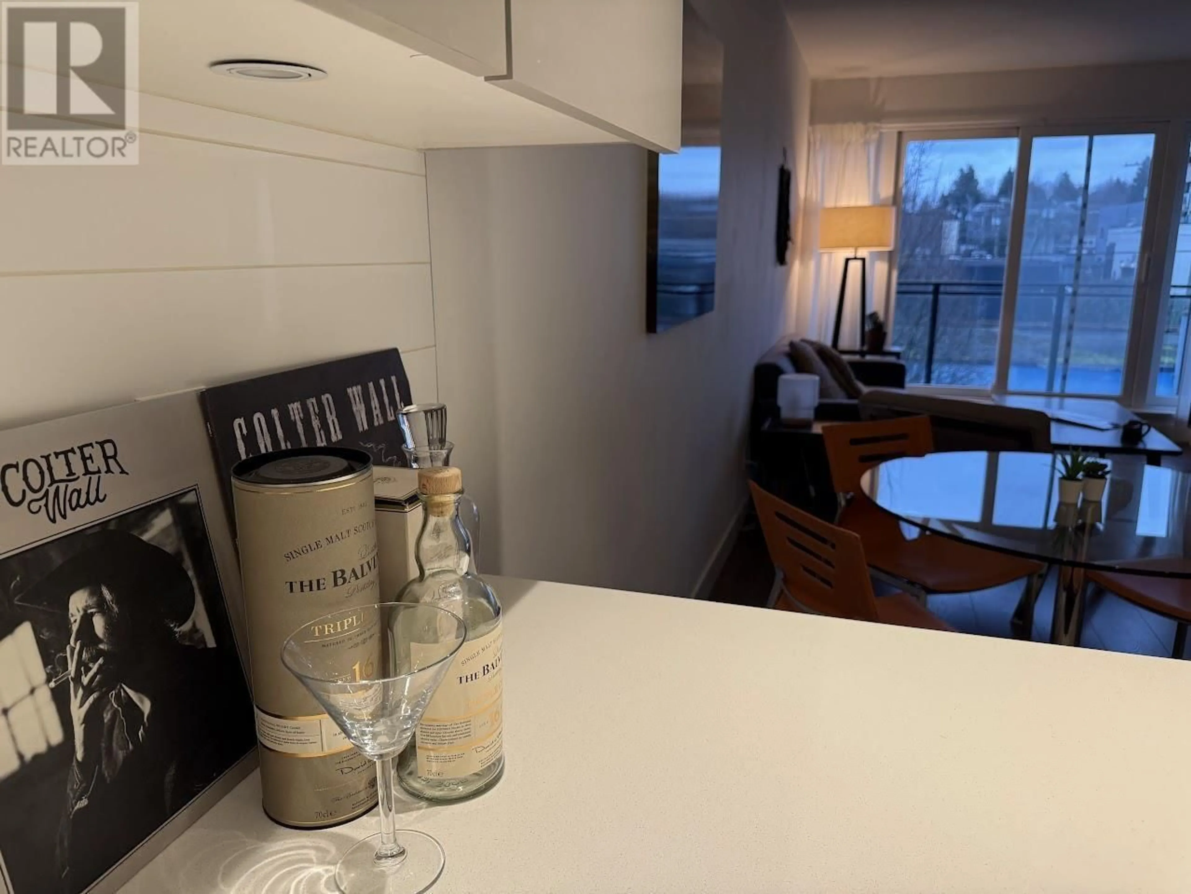 A pic of a room for 327 1588 E HASTINGS STREET, Vancouver British Columbia V5L0B8