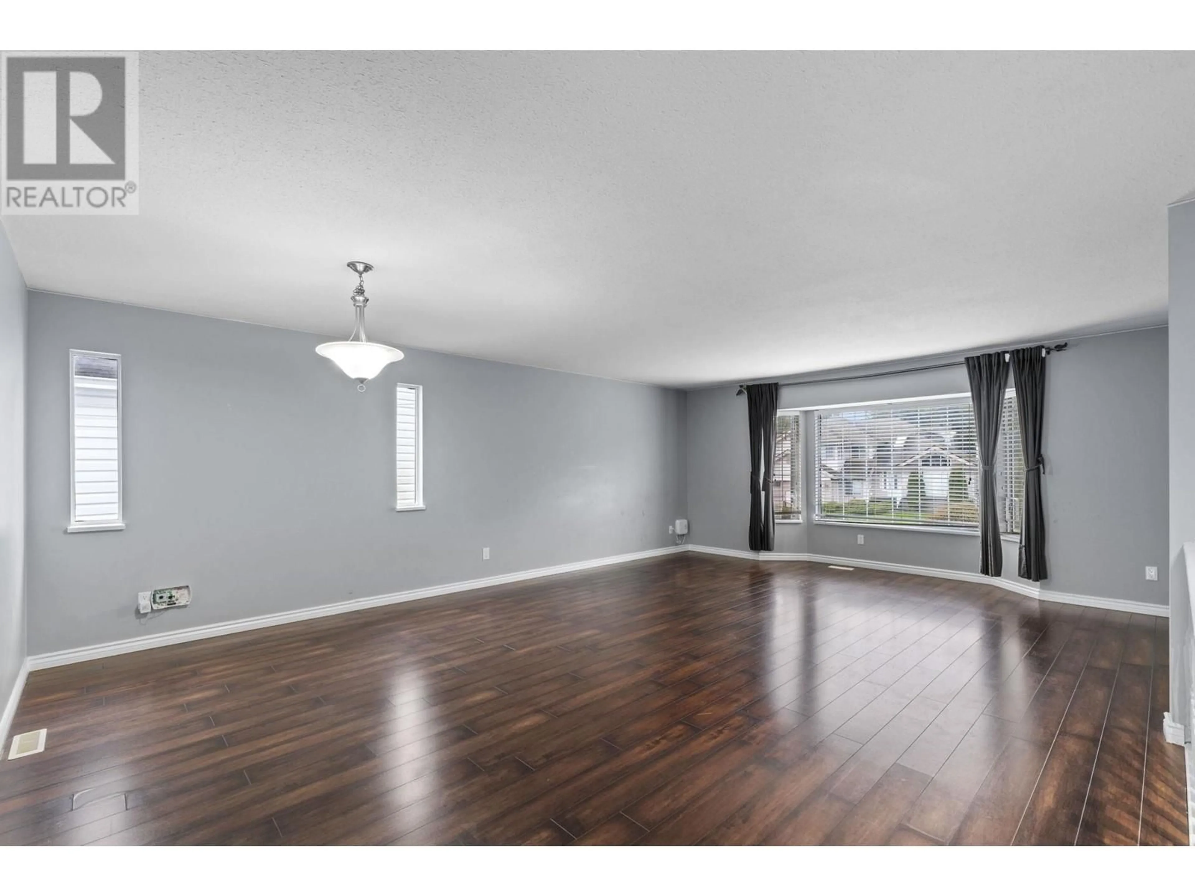 A pic of a room for 12240 230 STREET, Maple Ridge British Columbia V2X0P6