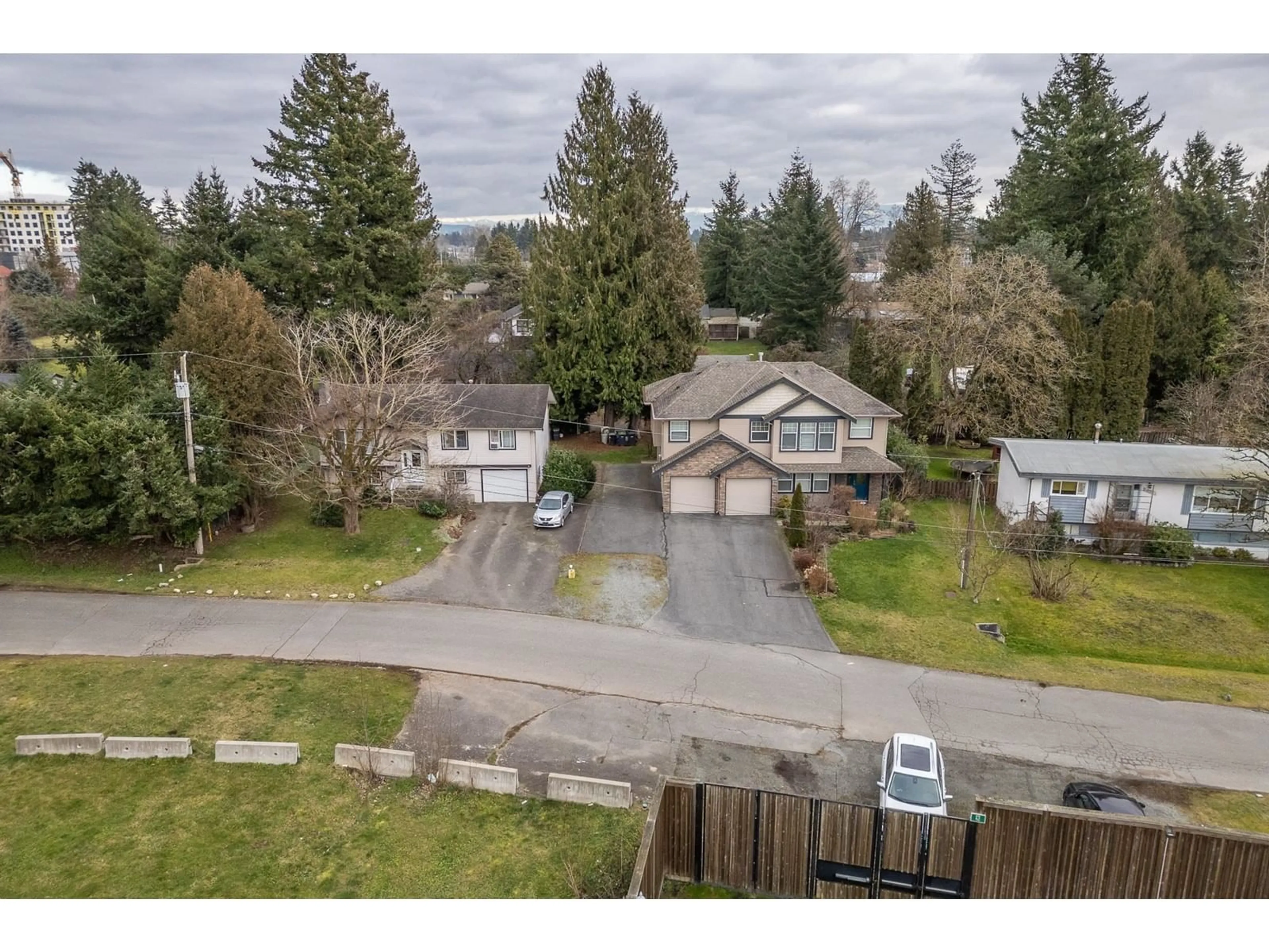 A pic from outside/outdoor area/front of a property/back of a property/a pic from drone, unknown for 2980 270B STREET, Langley British Columbia V4W3C3