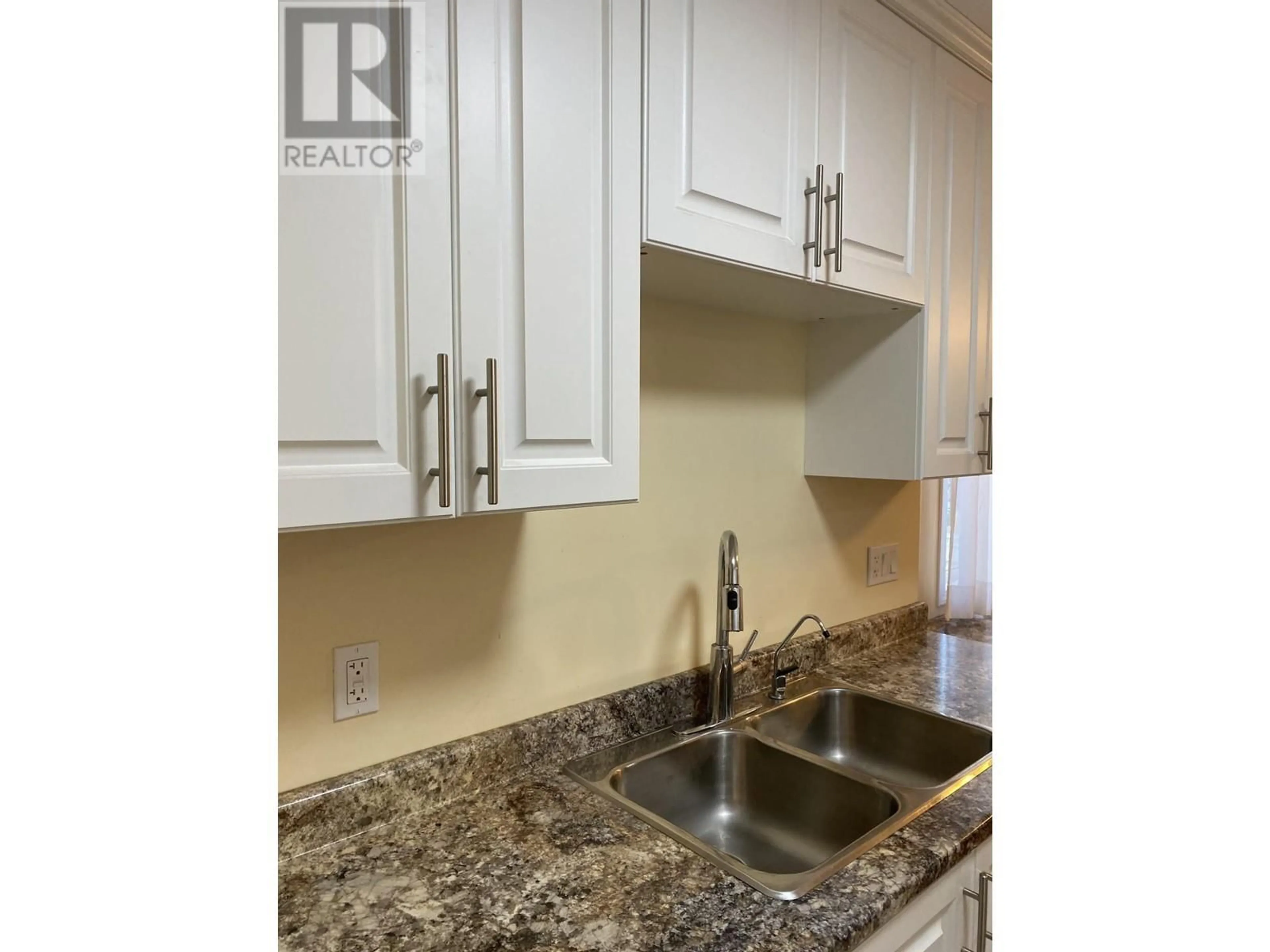 Standard kitchen, unknown for 1483 NATION CRESCENT, Prince George British Columbia V2M4E3